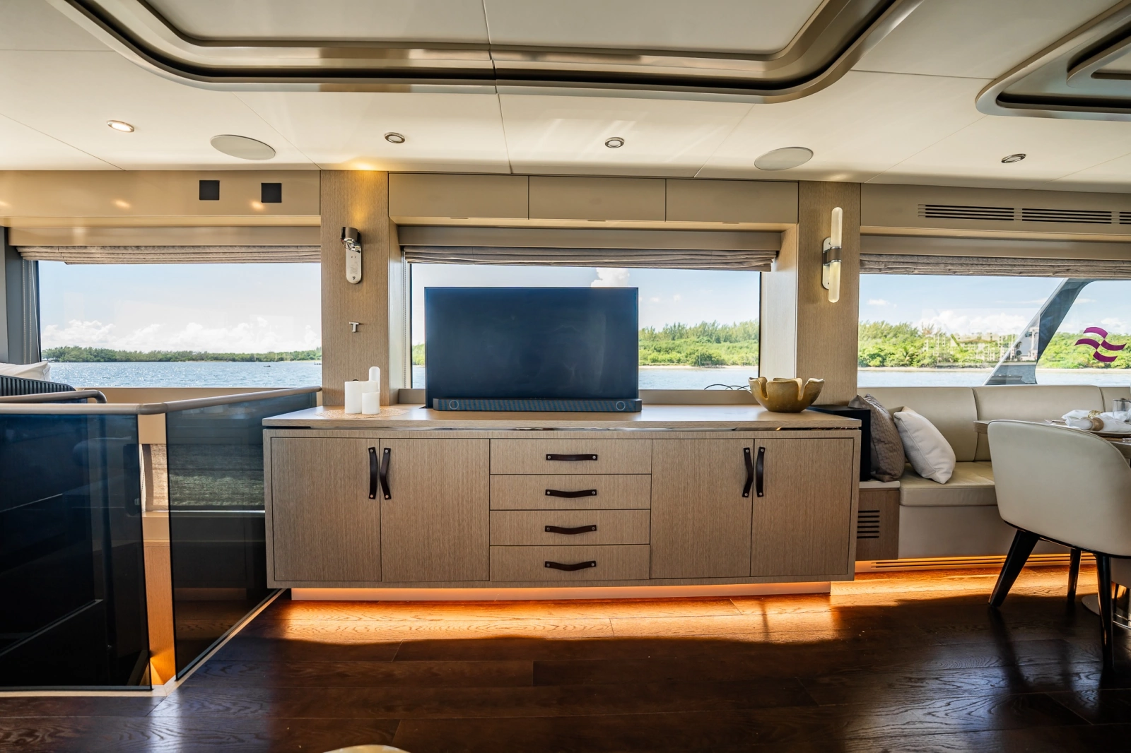 2023 Sirena 68