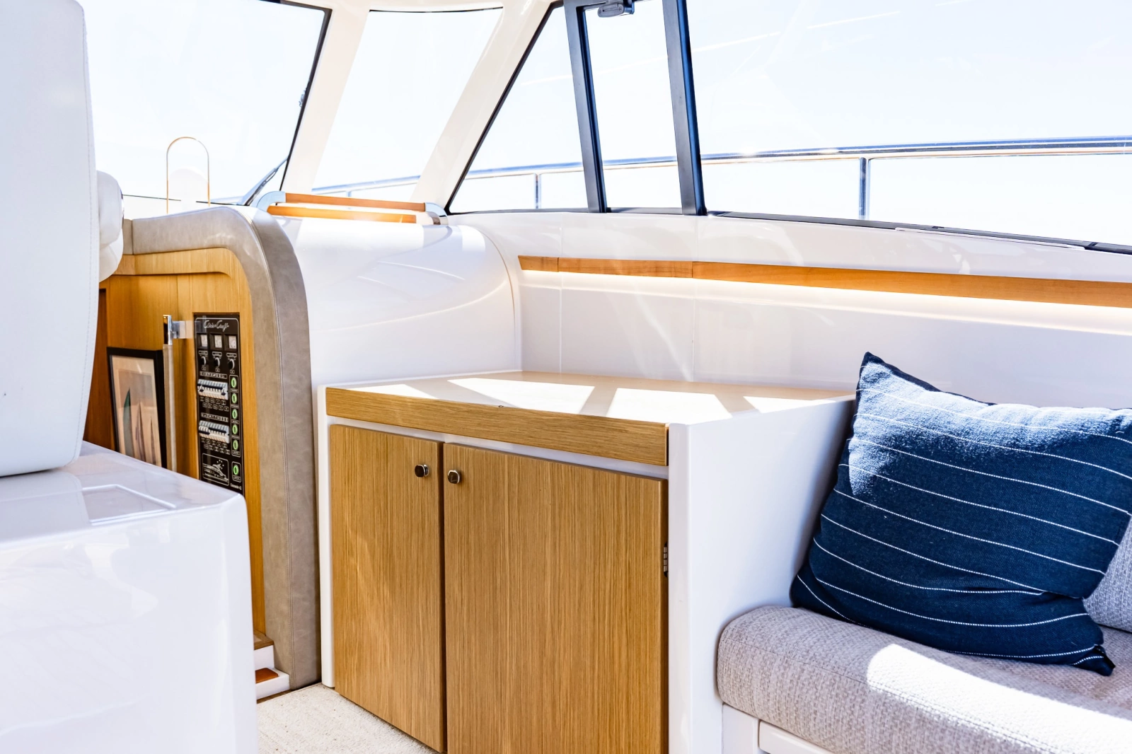 2018 Chris-Craft 44 Commander