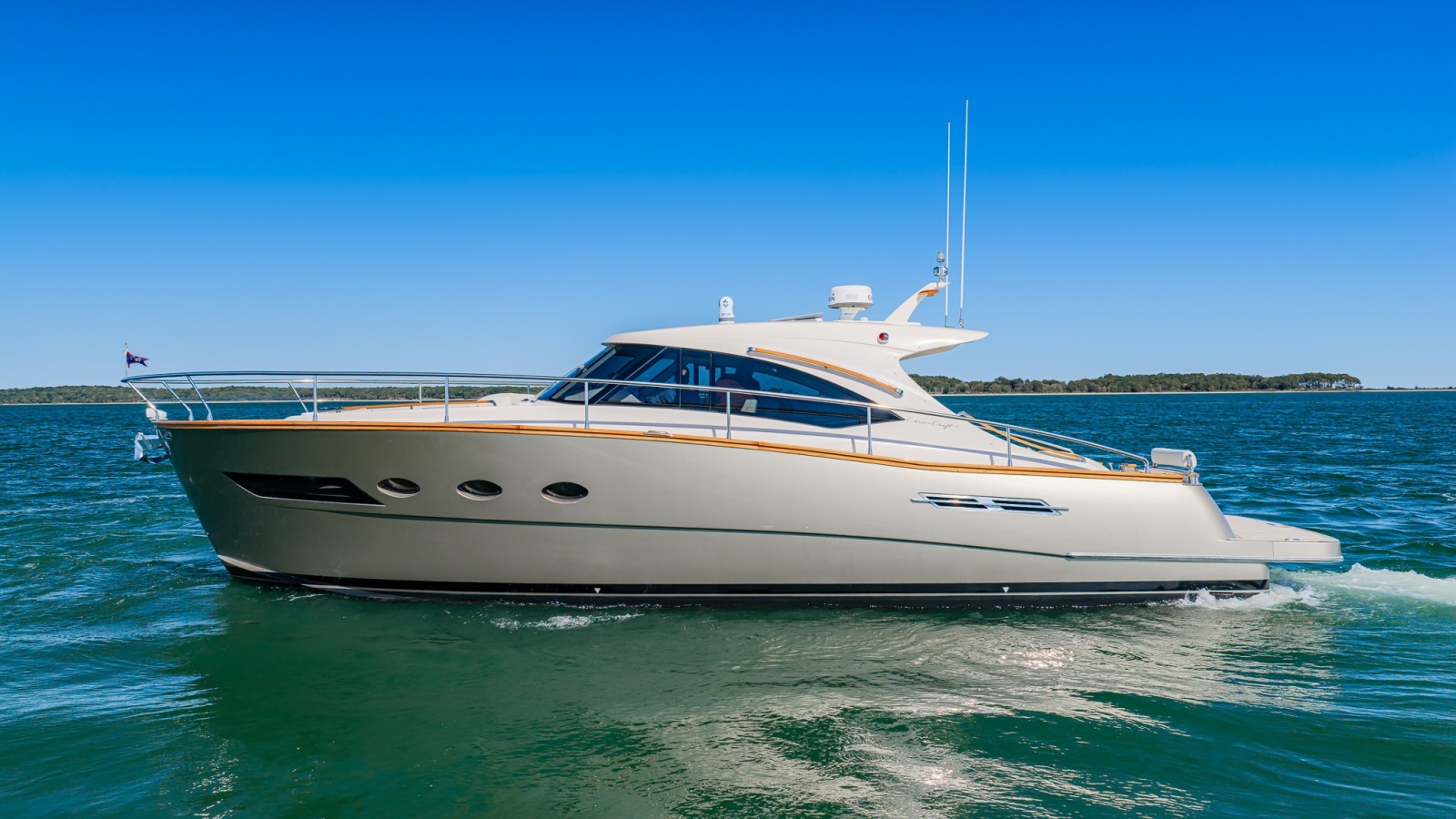 2018 Chris-Craft 44 Commander