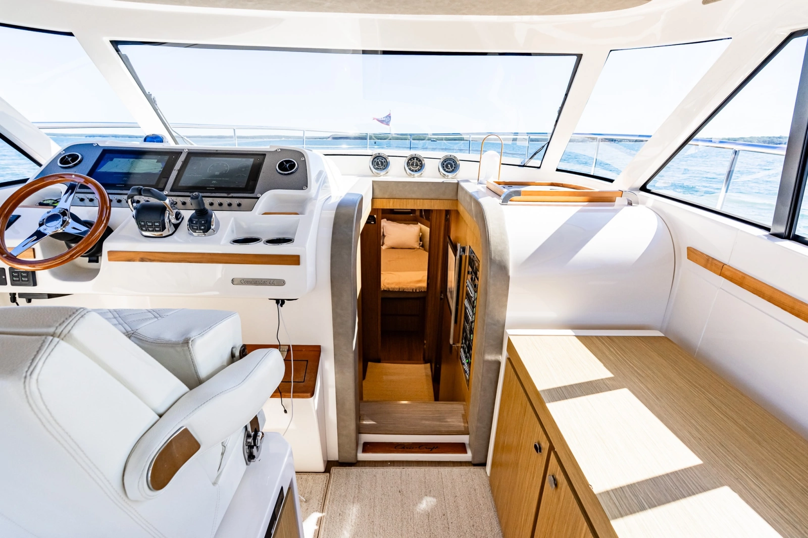 2018 Chris-Craft 44 Commander