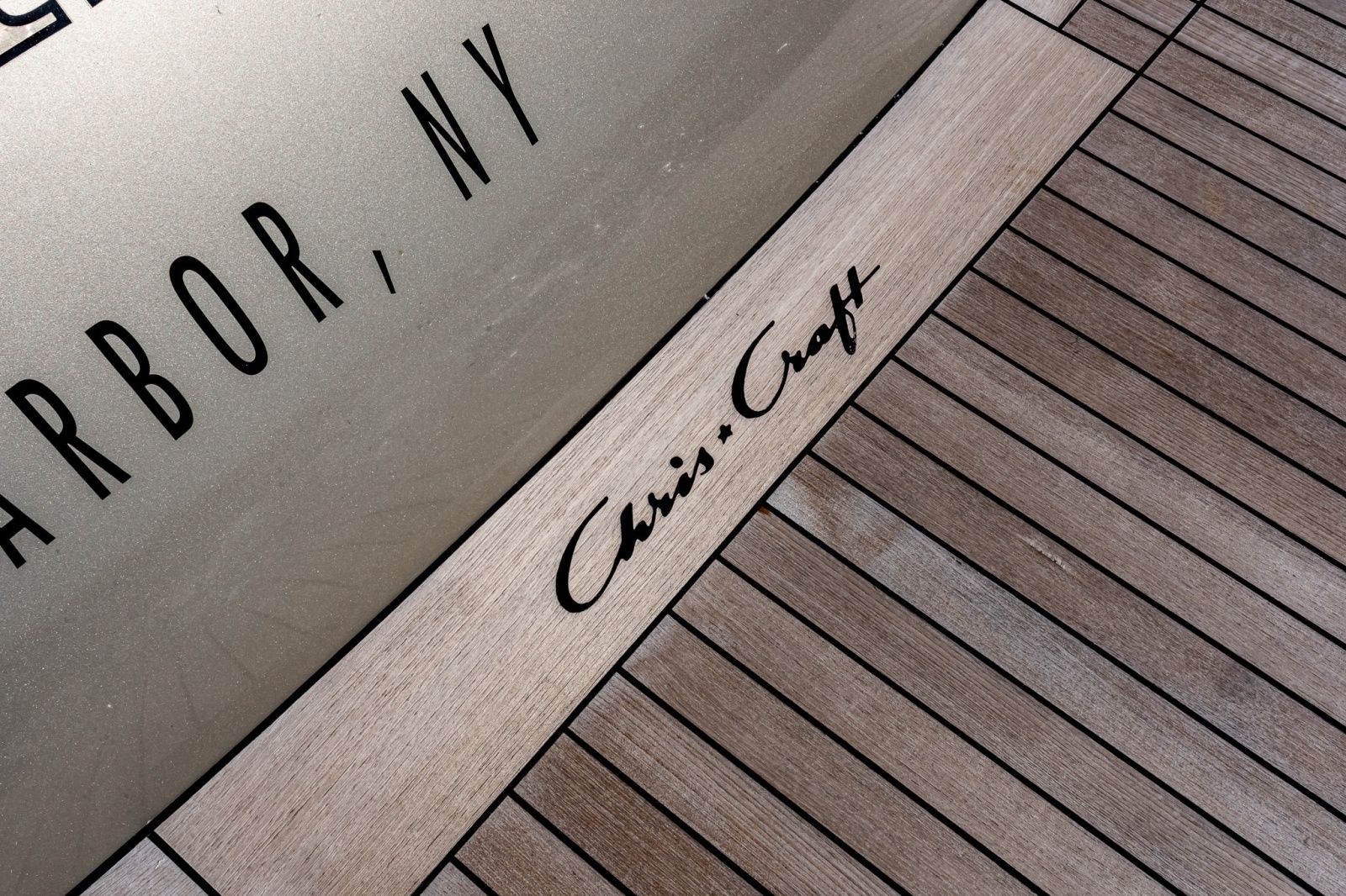 2018 Chris-Craft 44 Commander
