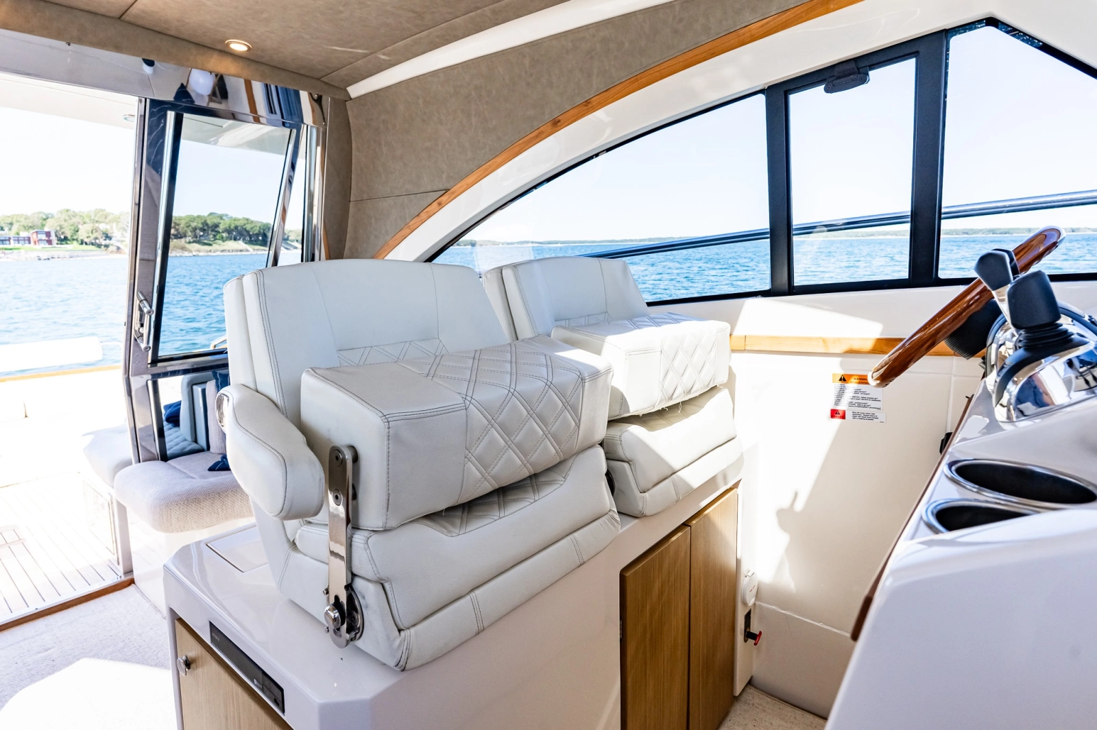 2018 Chris-Craft 44 Commander