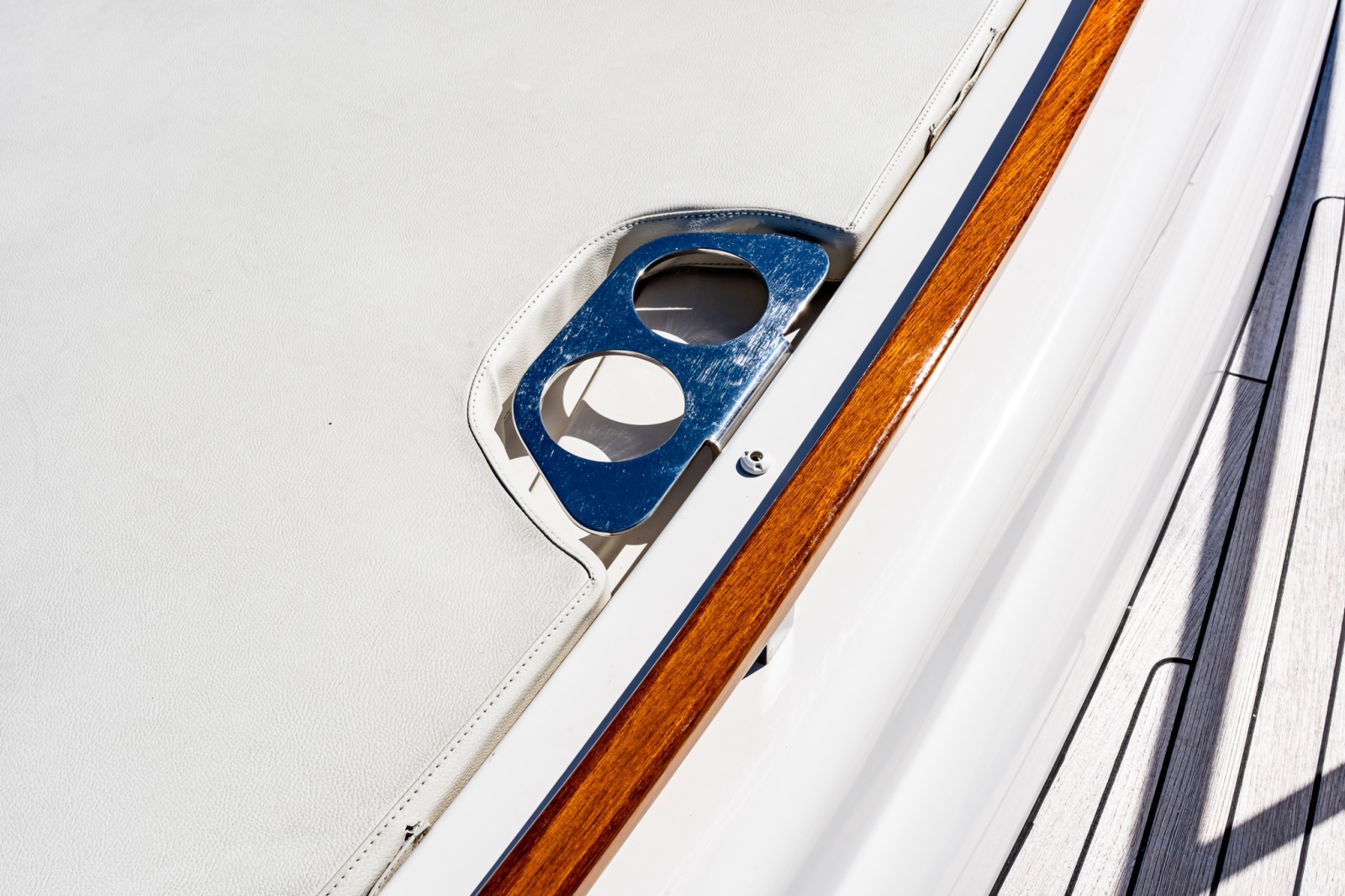2018 Chris-Craft 44 Commander