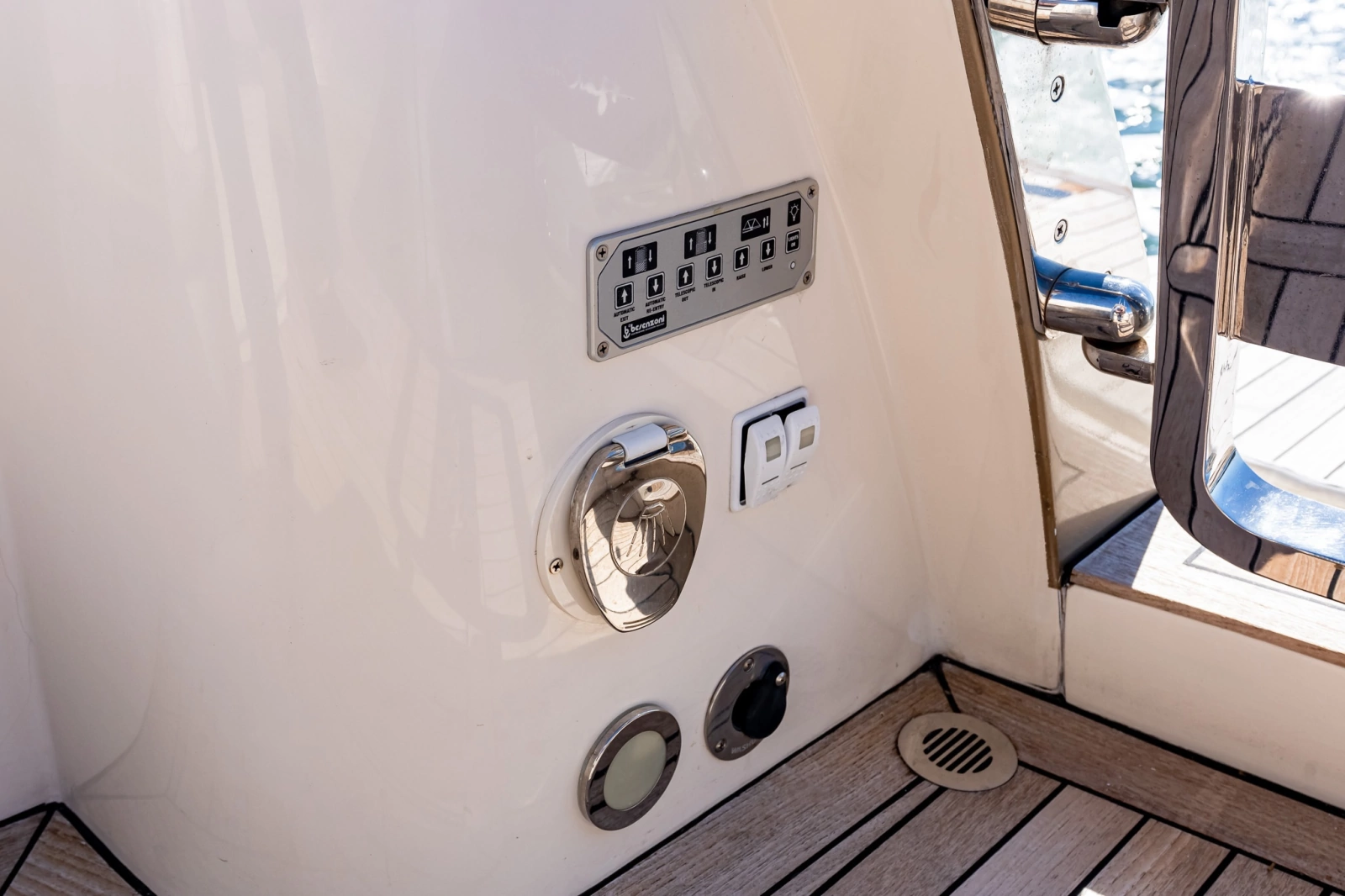 2018 Chris-Craft 44 Commander