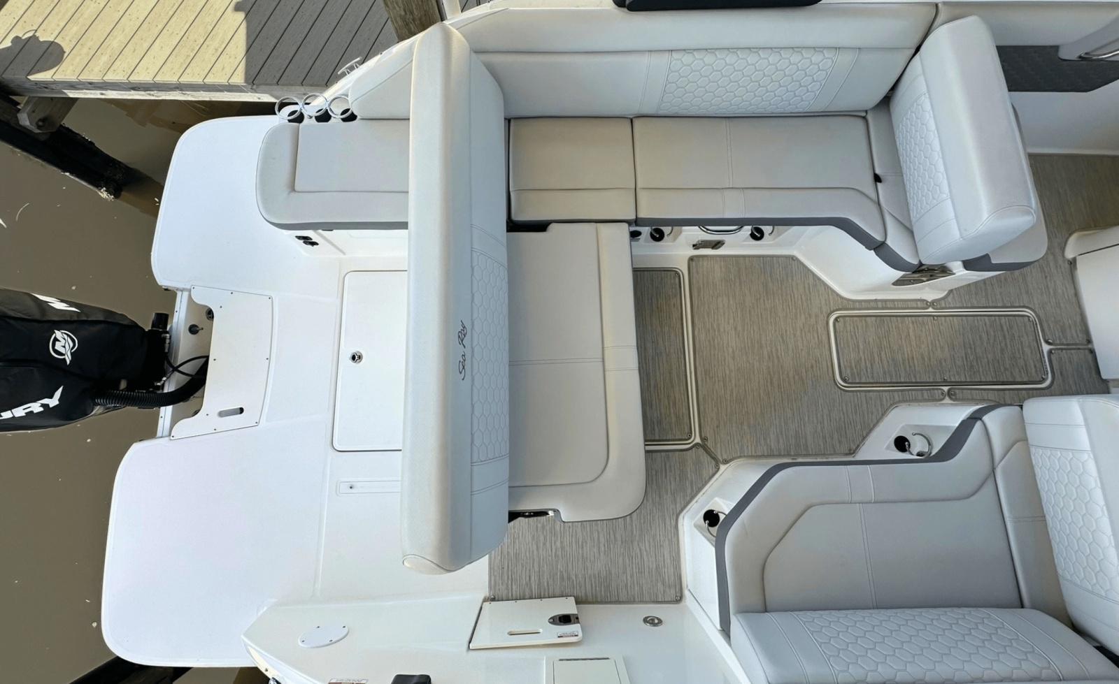 2021 Sea Ray 250SDX