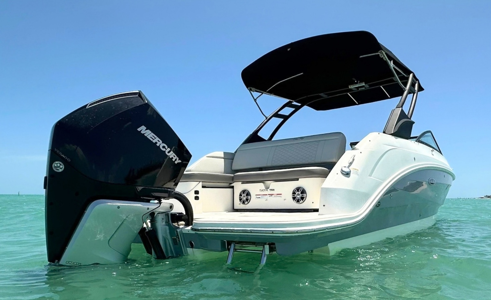 2021 Sea Ray 250SDX