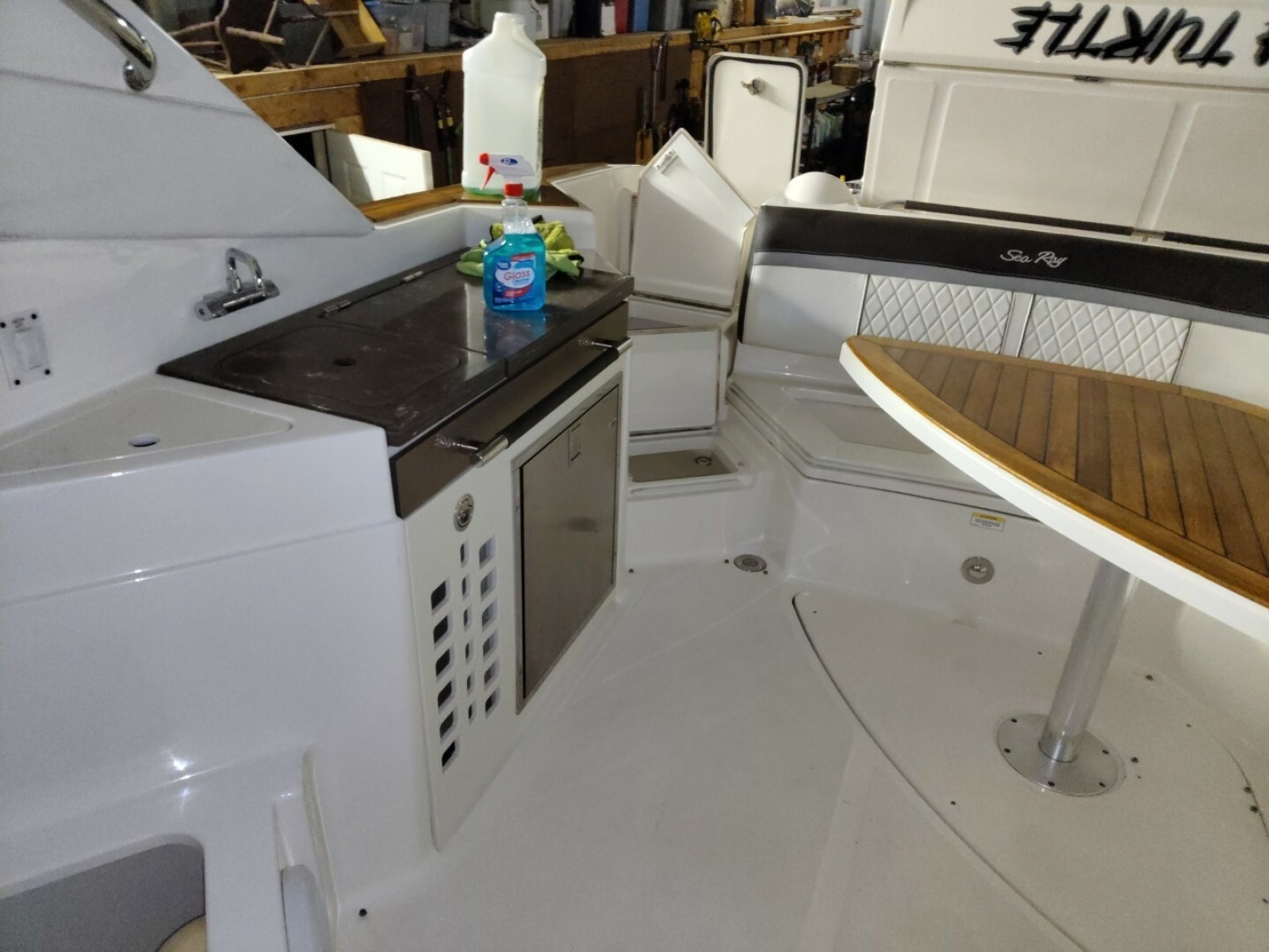 2018 Sea Ray 350SLX