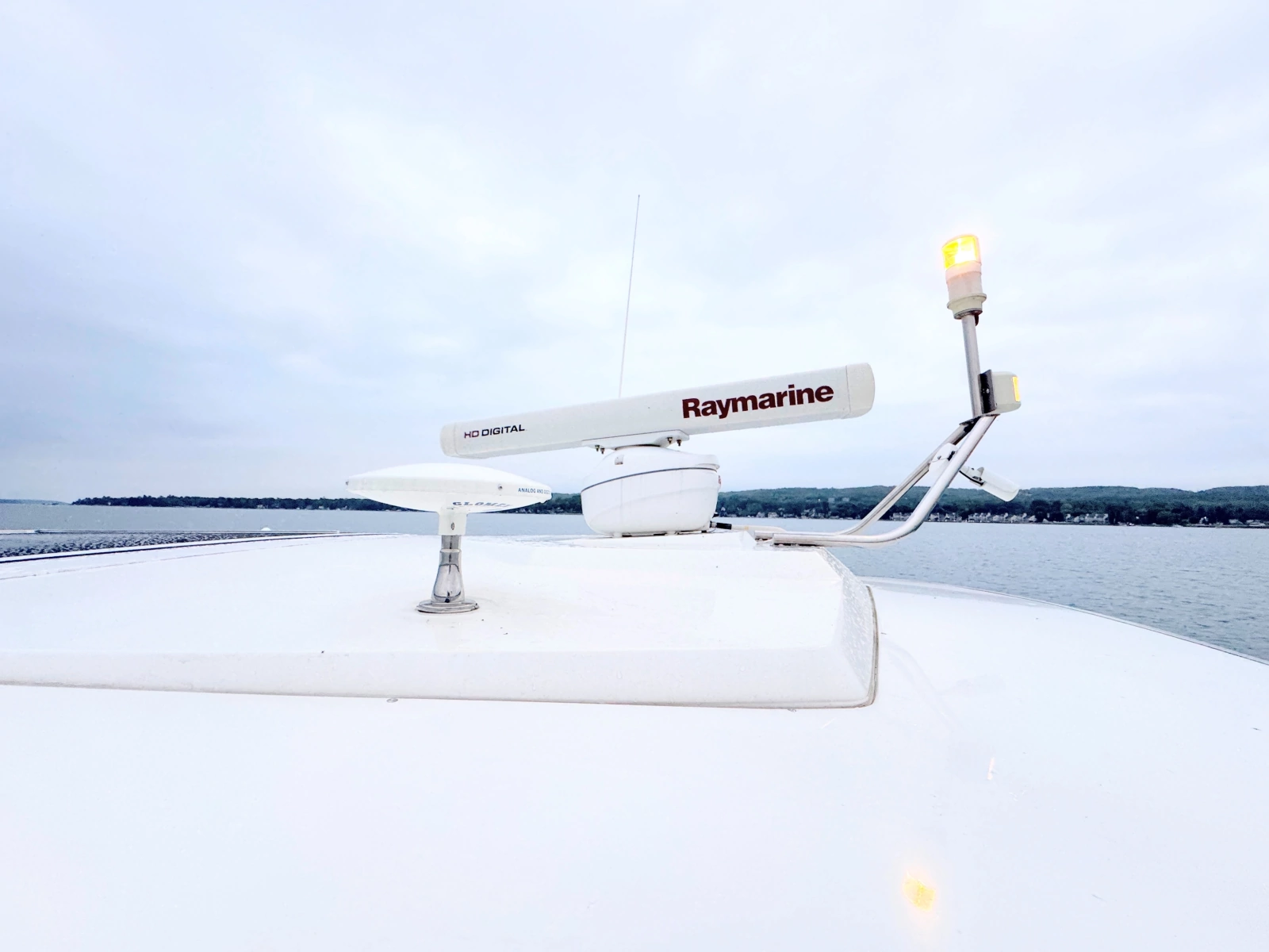2013 Cruisers Yachts 45 Cantius