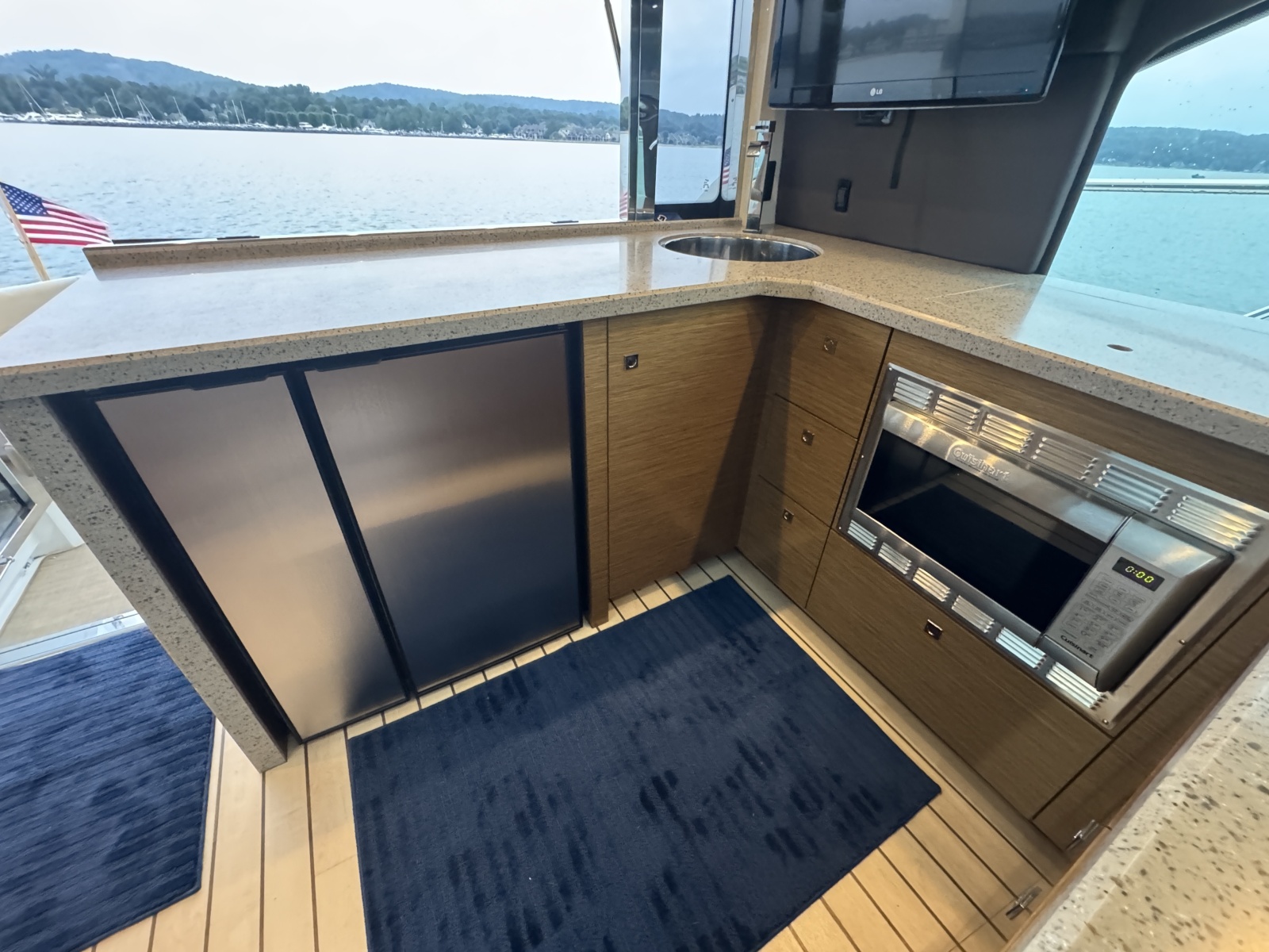 2013 Cruisers Yachts 45 Cantius
