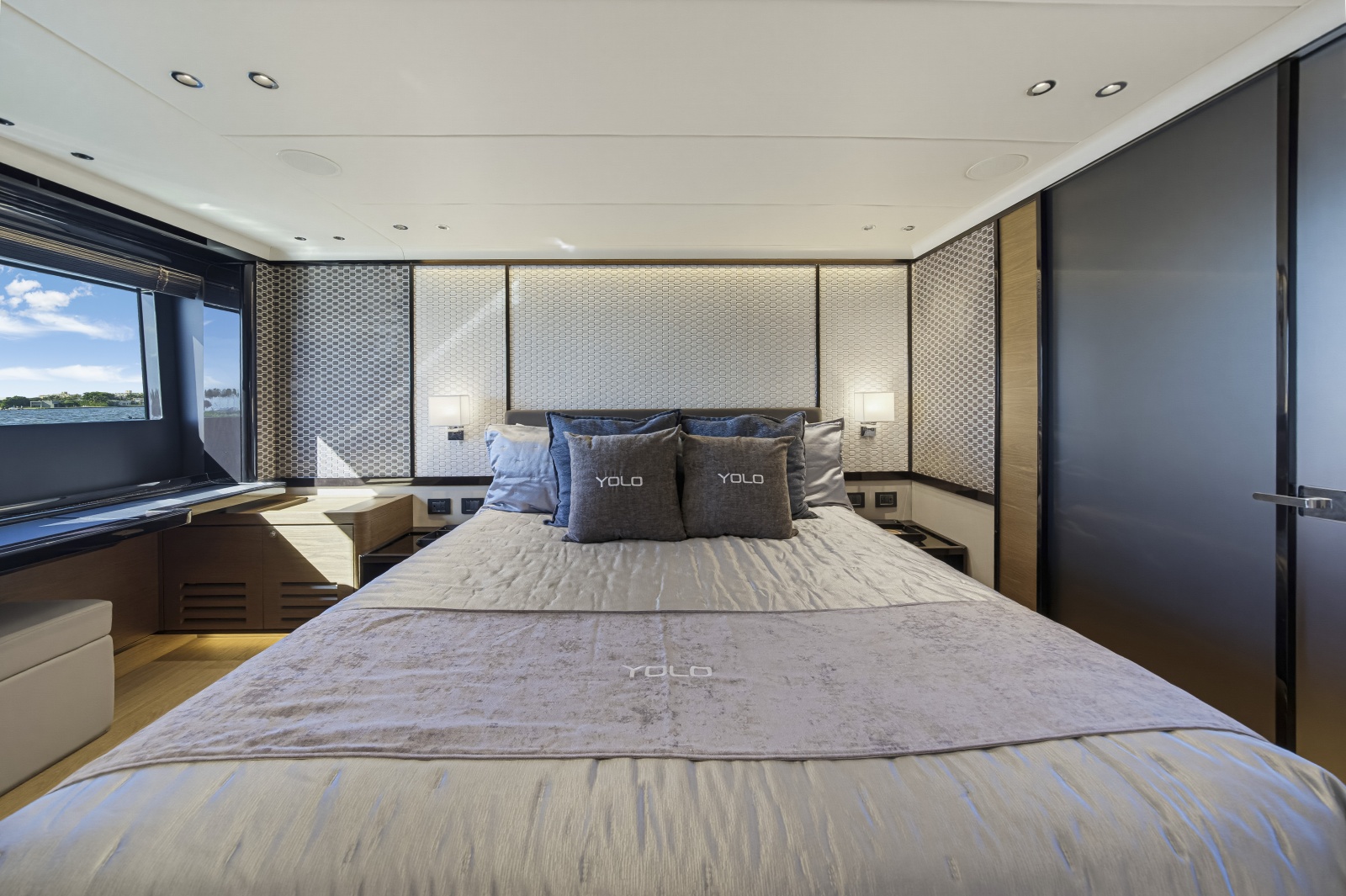 2022 Absolute Navetta 68