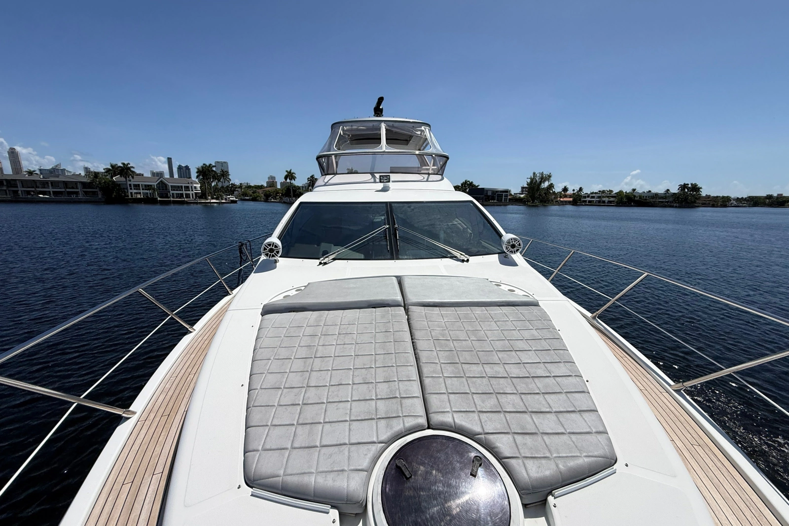 2015 Azimut 54