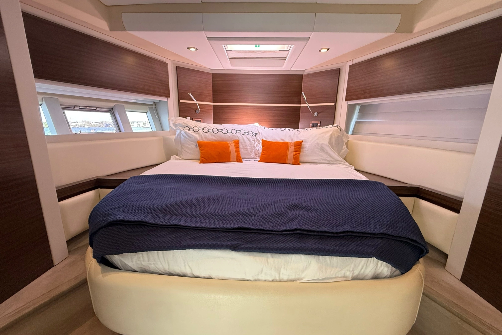 2015 Azimut 54