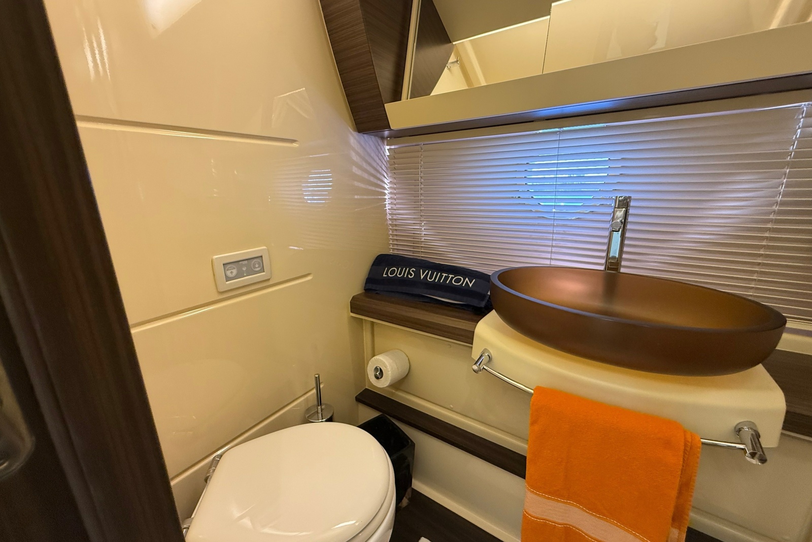 2015 Azimut 54