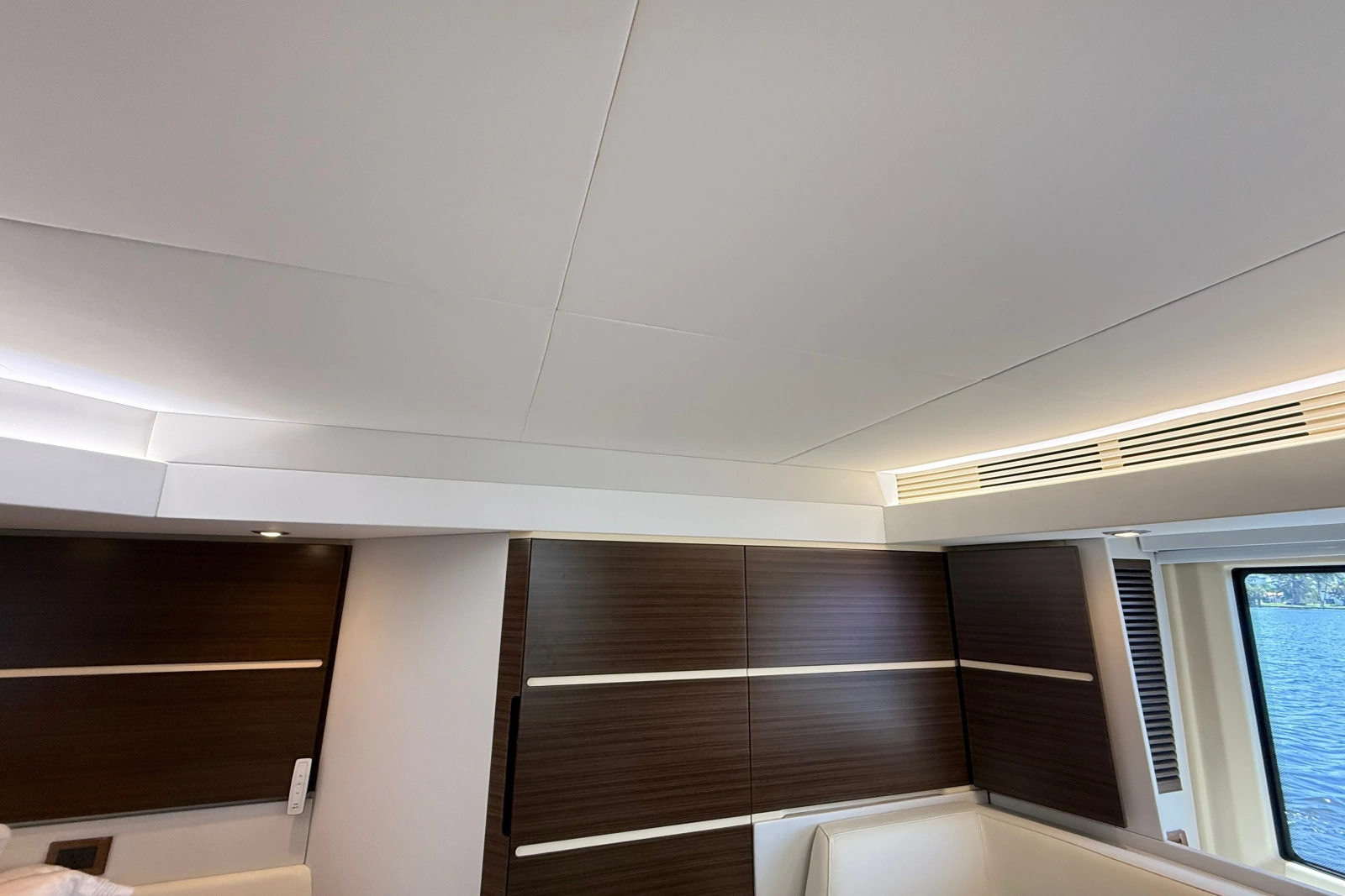 2015 Azimut 54