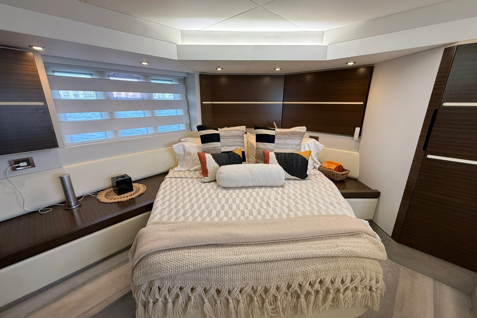 2015 Azimut 54