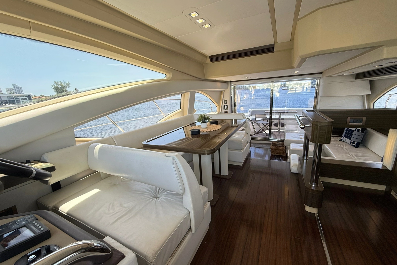 2015 Azimut 54