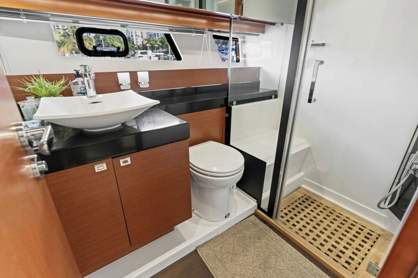 2015 Prestige 550