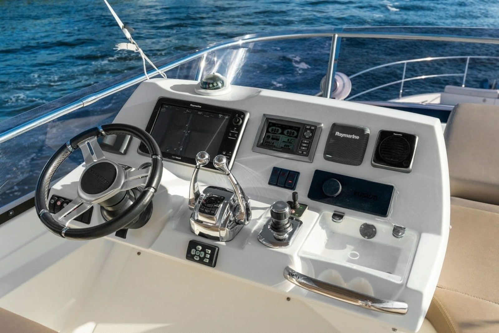 2015 Prestige 550