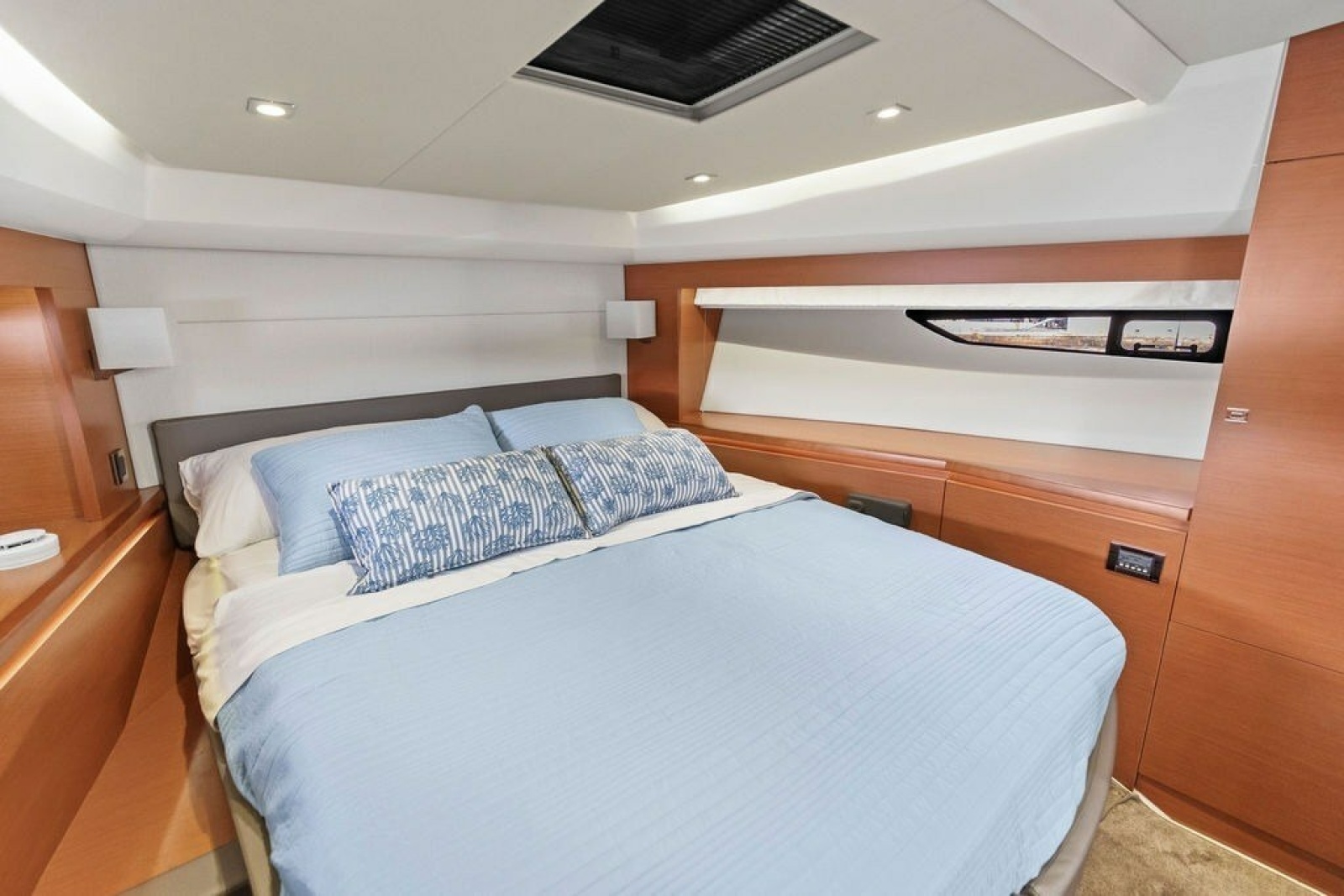 2015 Prestige 550
