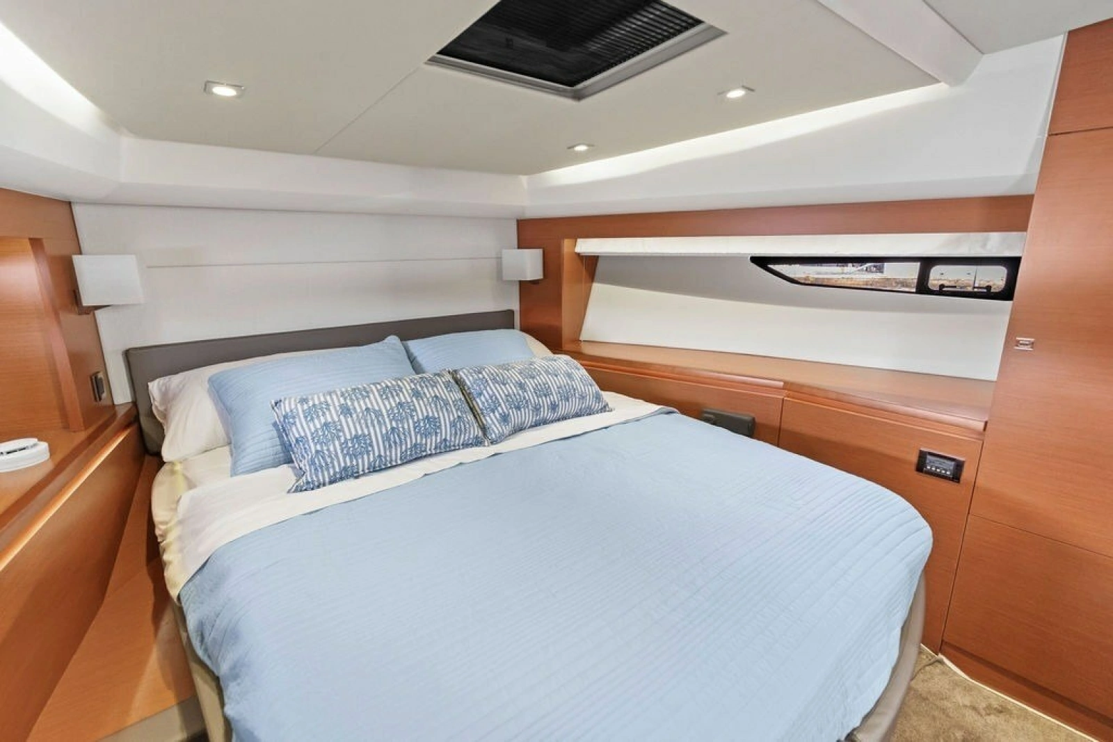 2015 Prestige 550