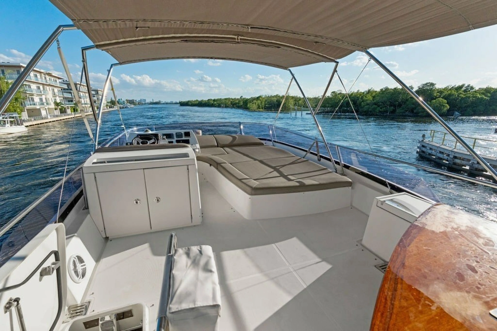 2015 Prestige 550