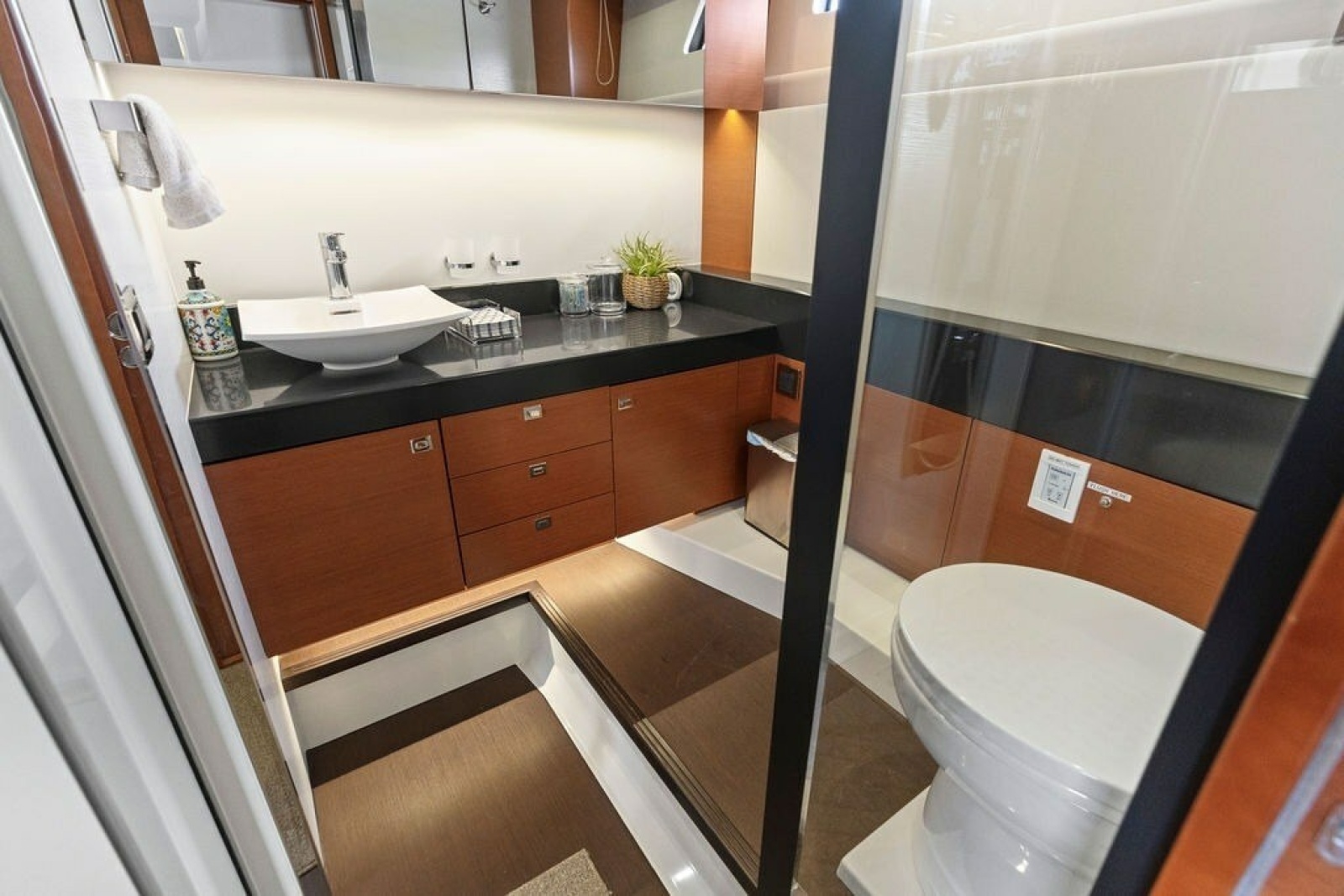 2015 Prestige 550