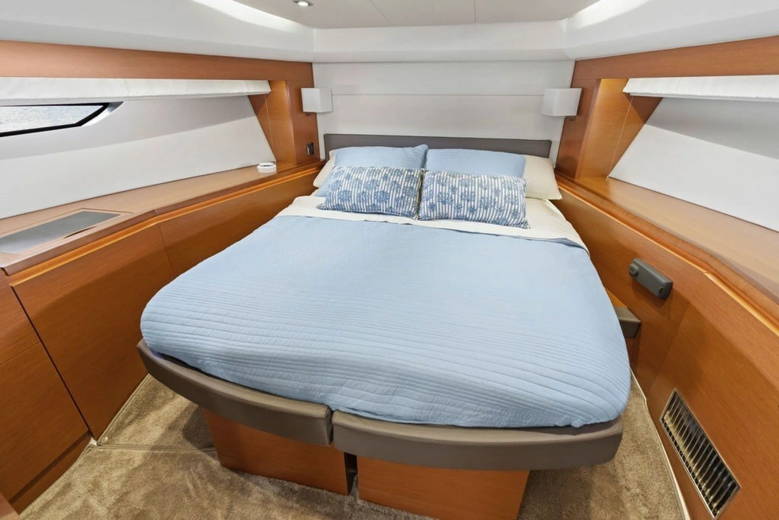 2015 Prestige 550