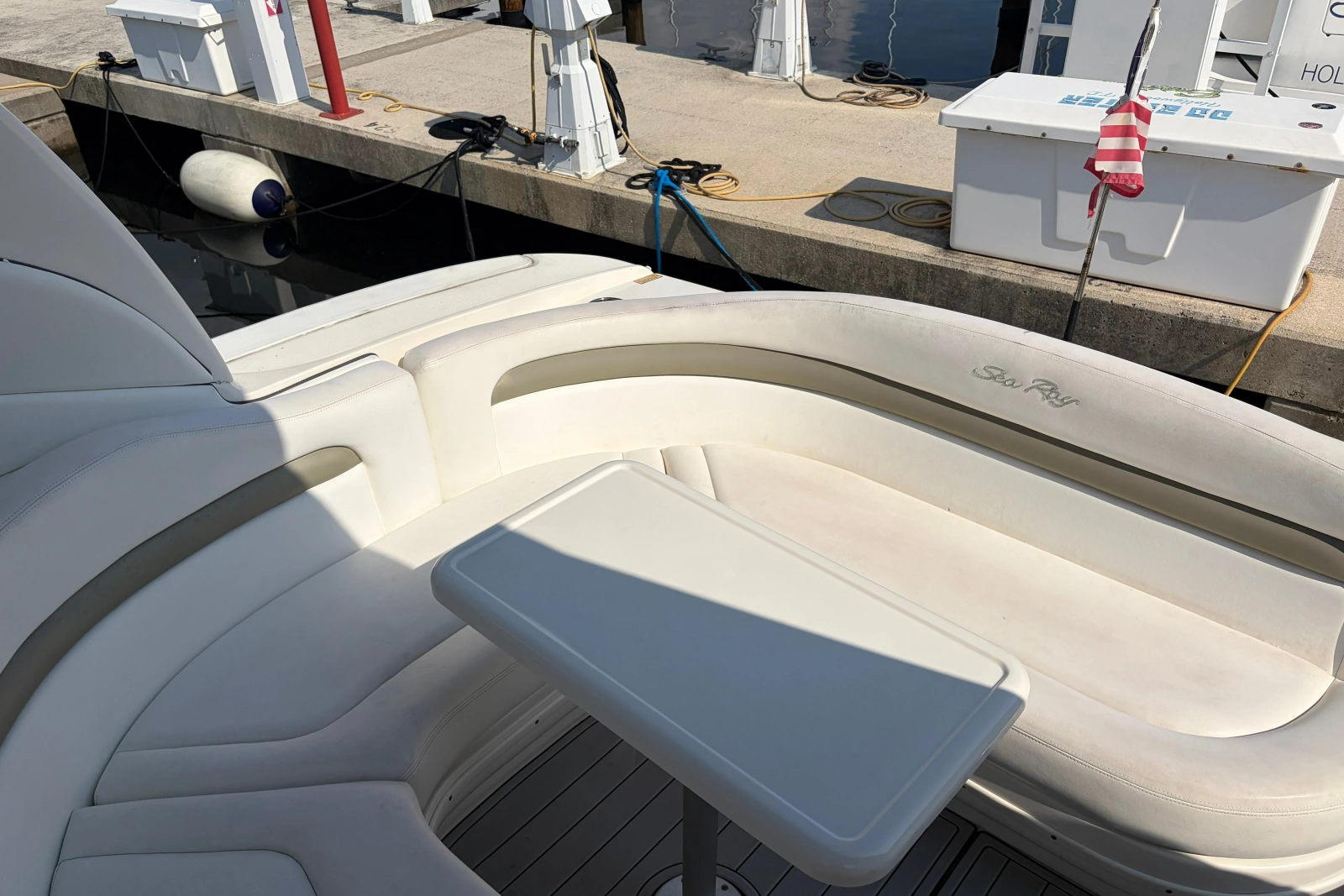 2006 Sea Ray Sundancer 320