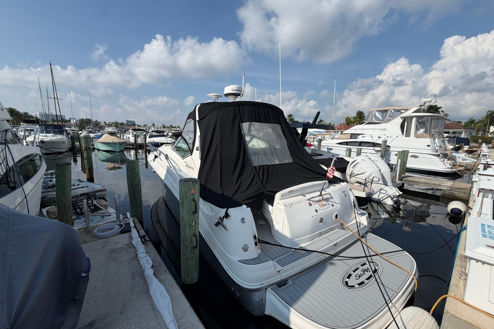 2006 Sea Ray Sundancer 320