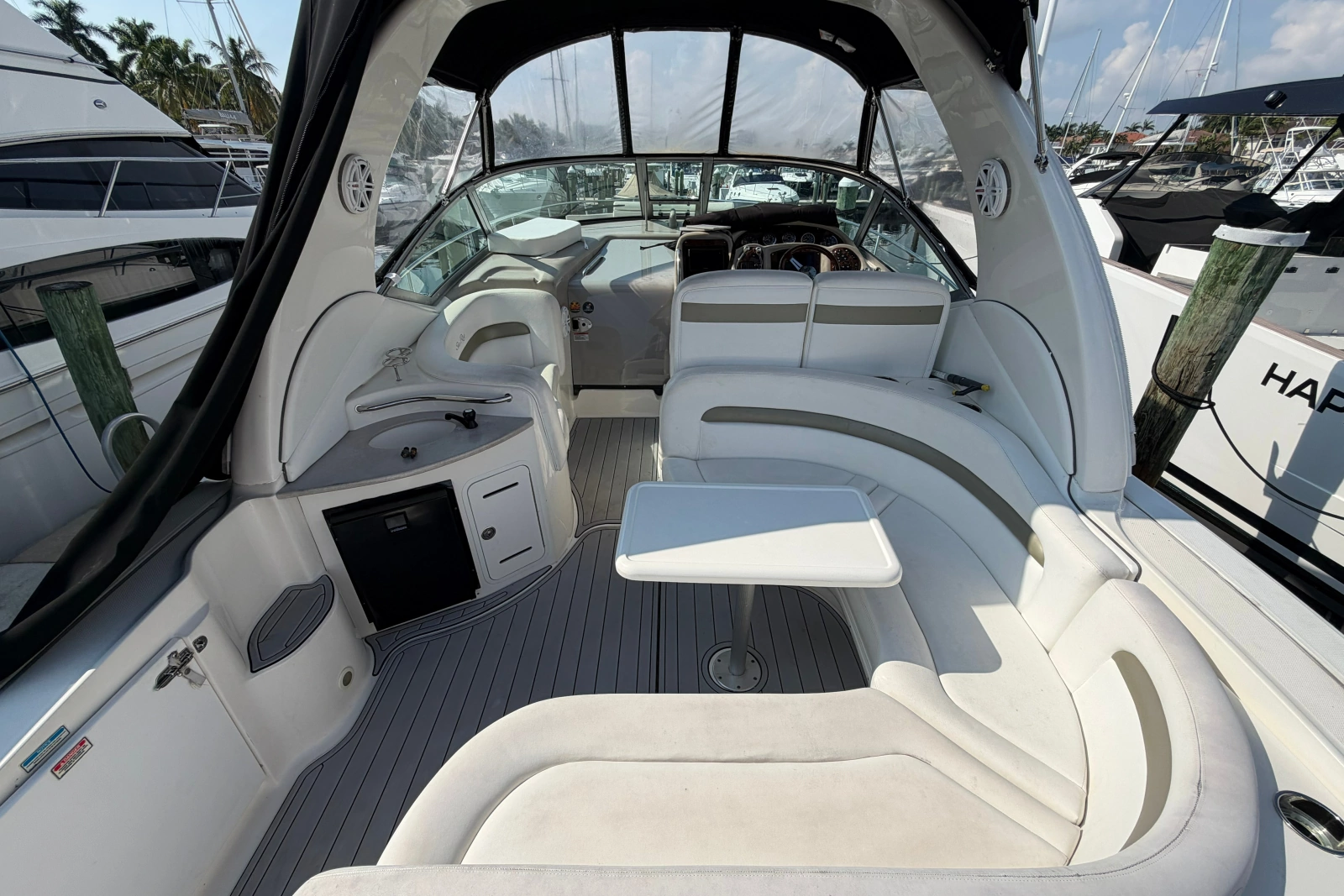 2006 Sea Ray Sundancer 320