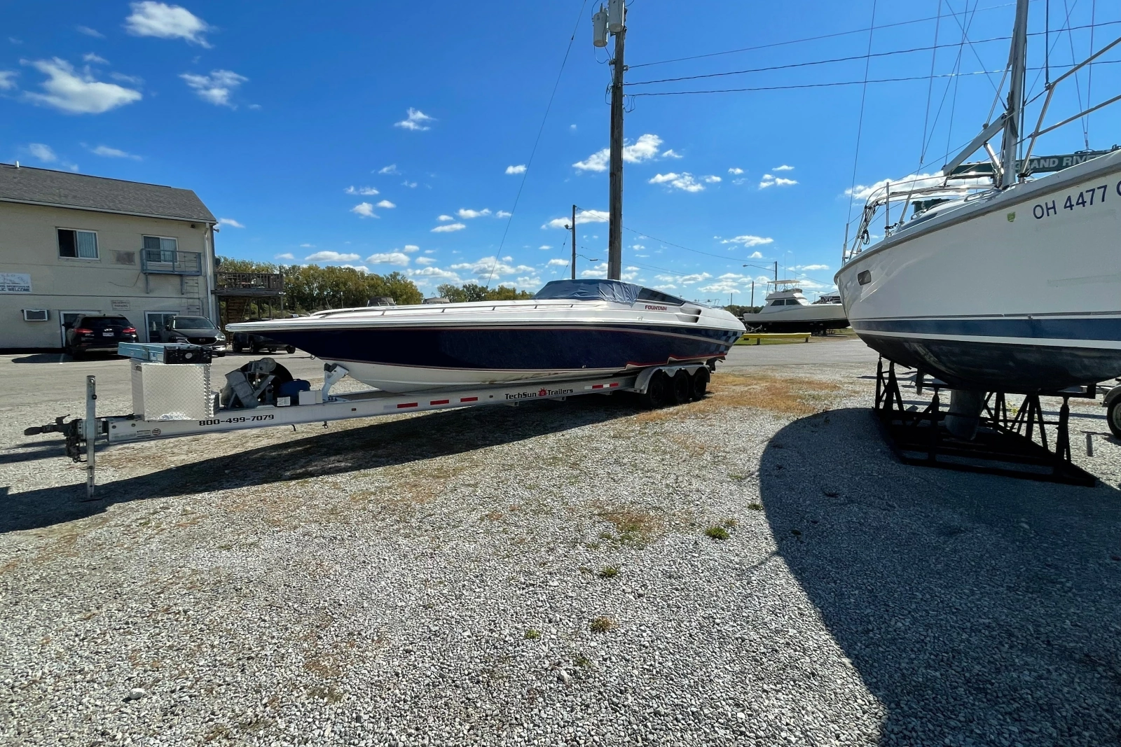 2002 Fountain 35 Lightning