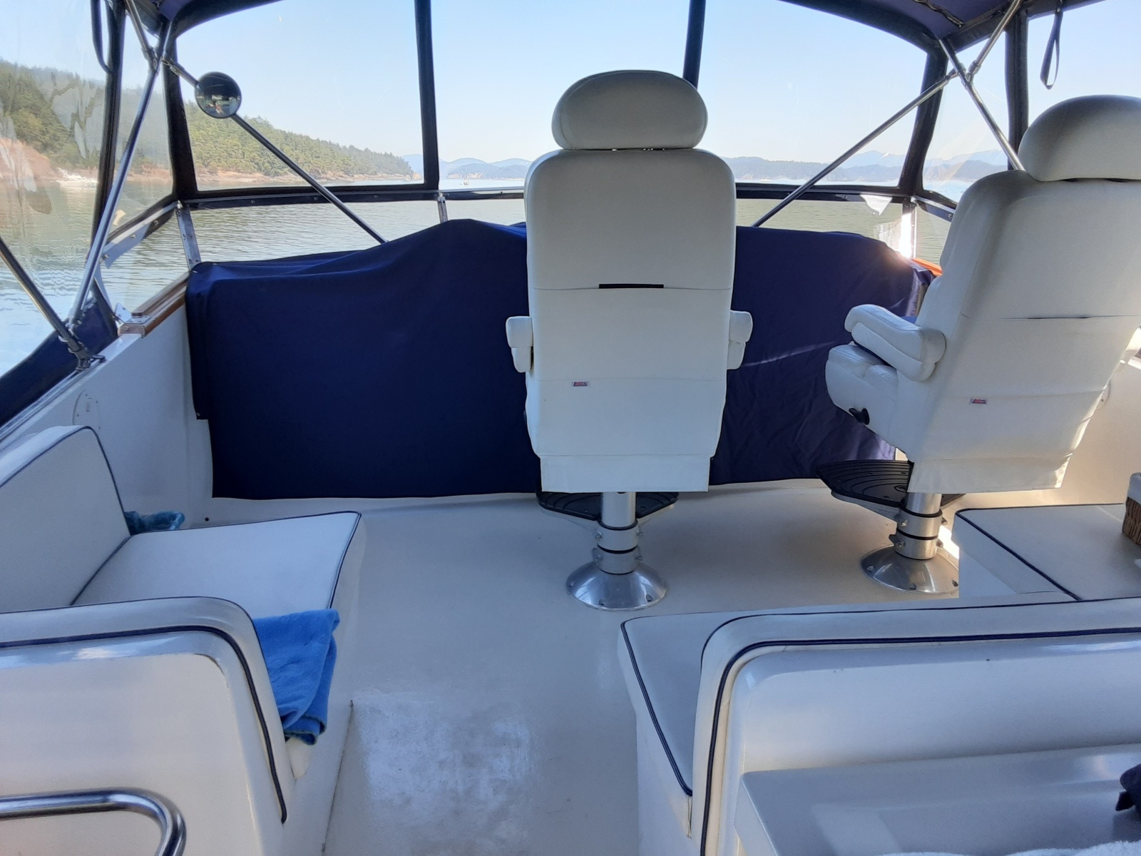 1983 Ocean Alexander 43 Sun Deck