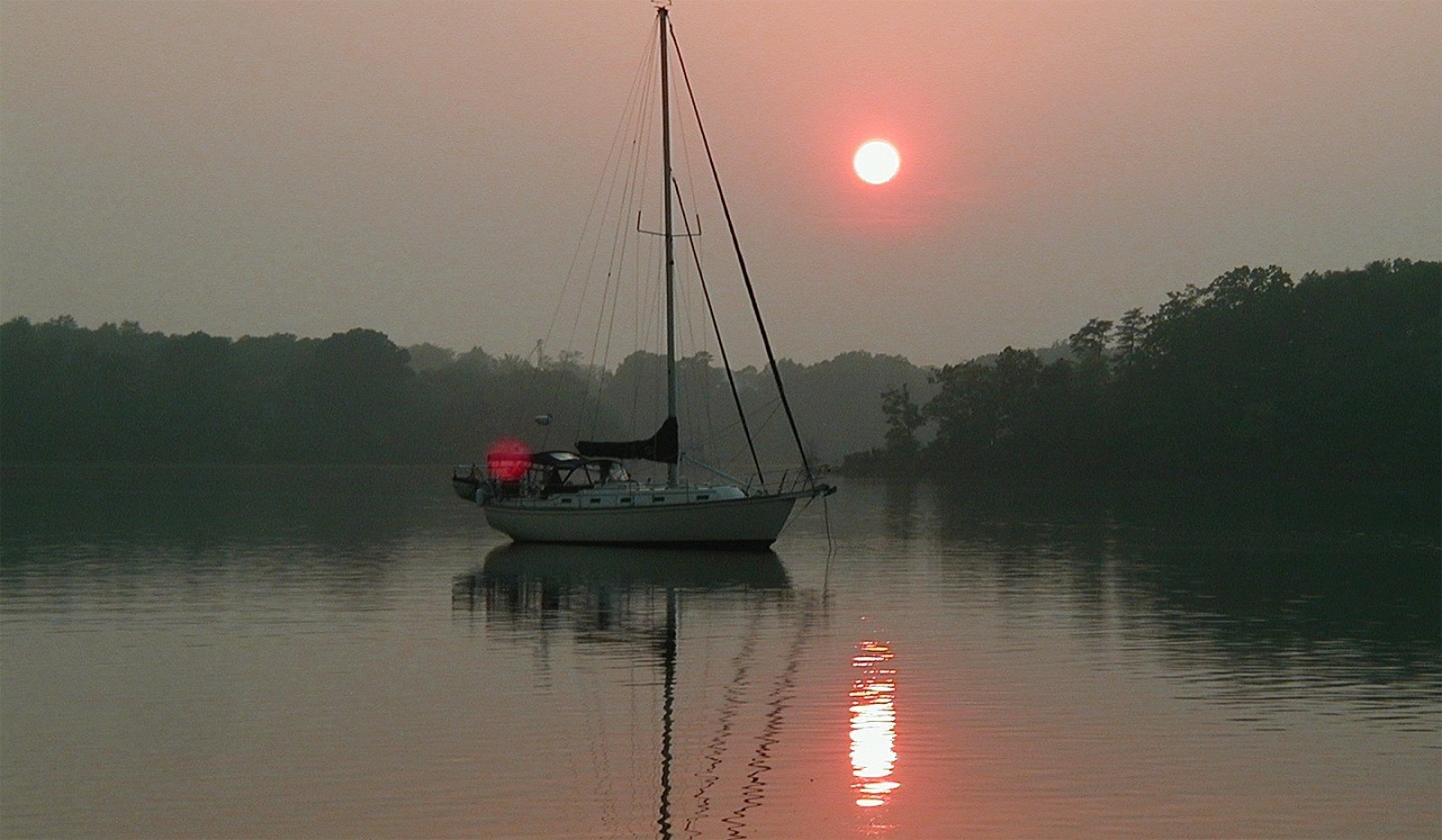 1995 Island Packet 37