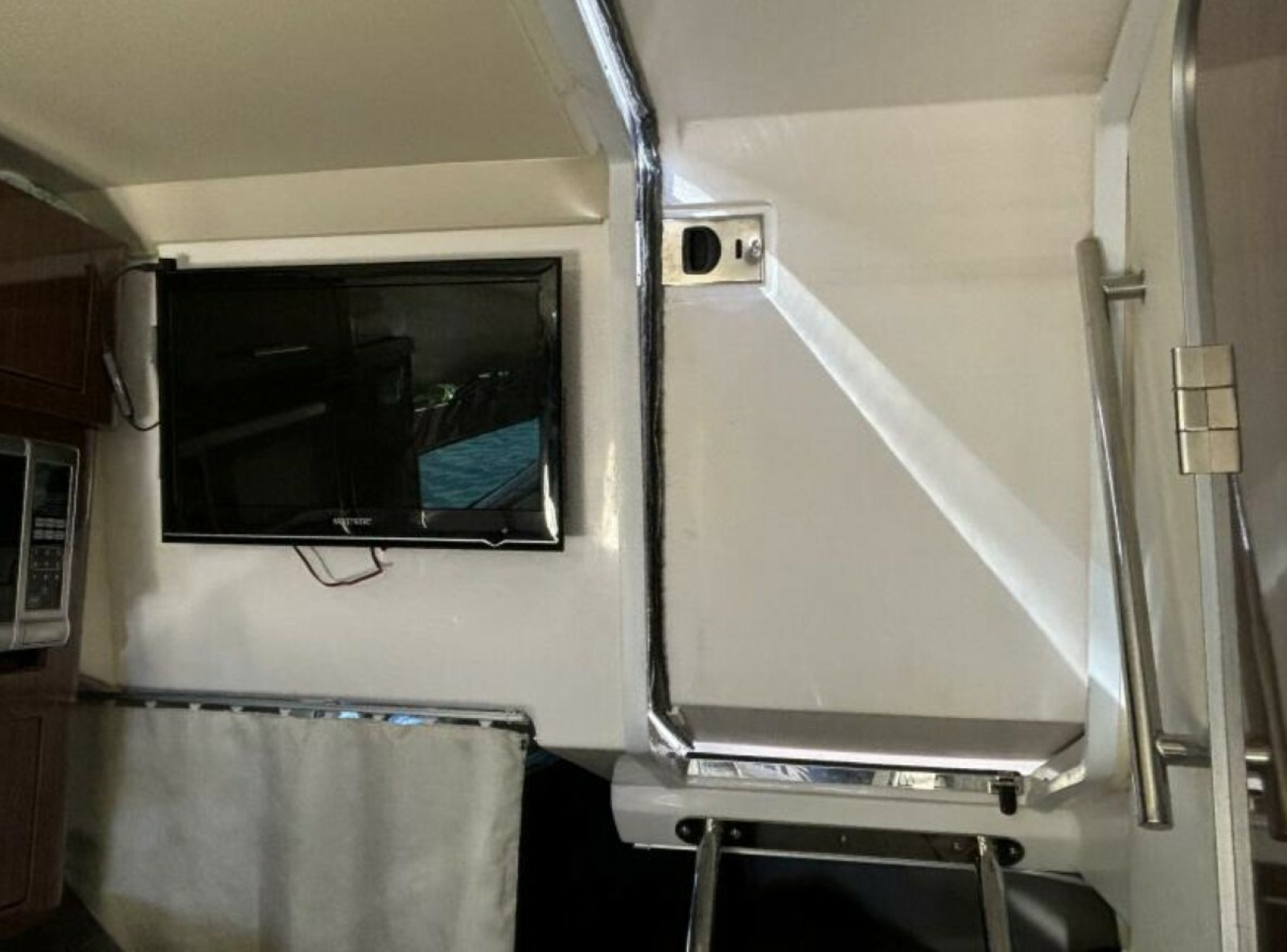 2014 Regal 28 Express