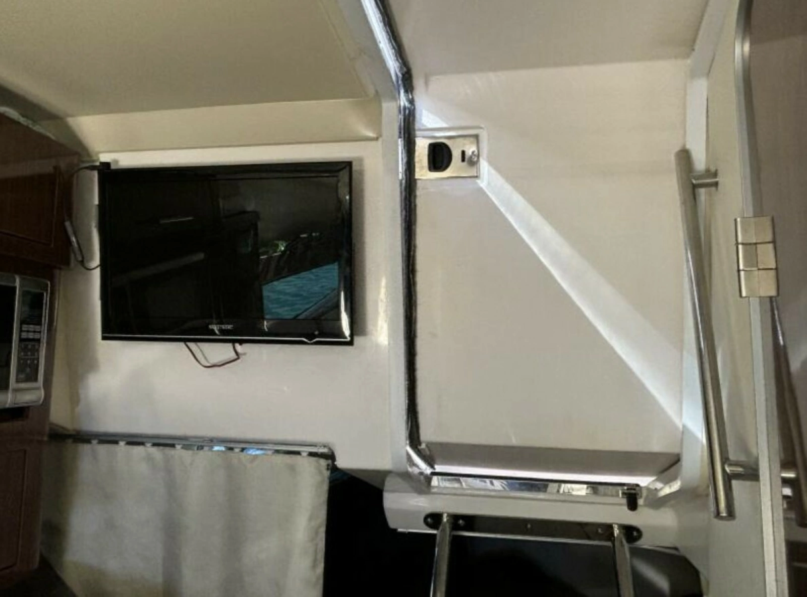2014 Regal 28 Express