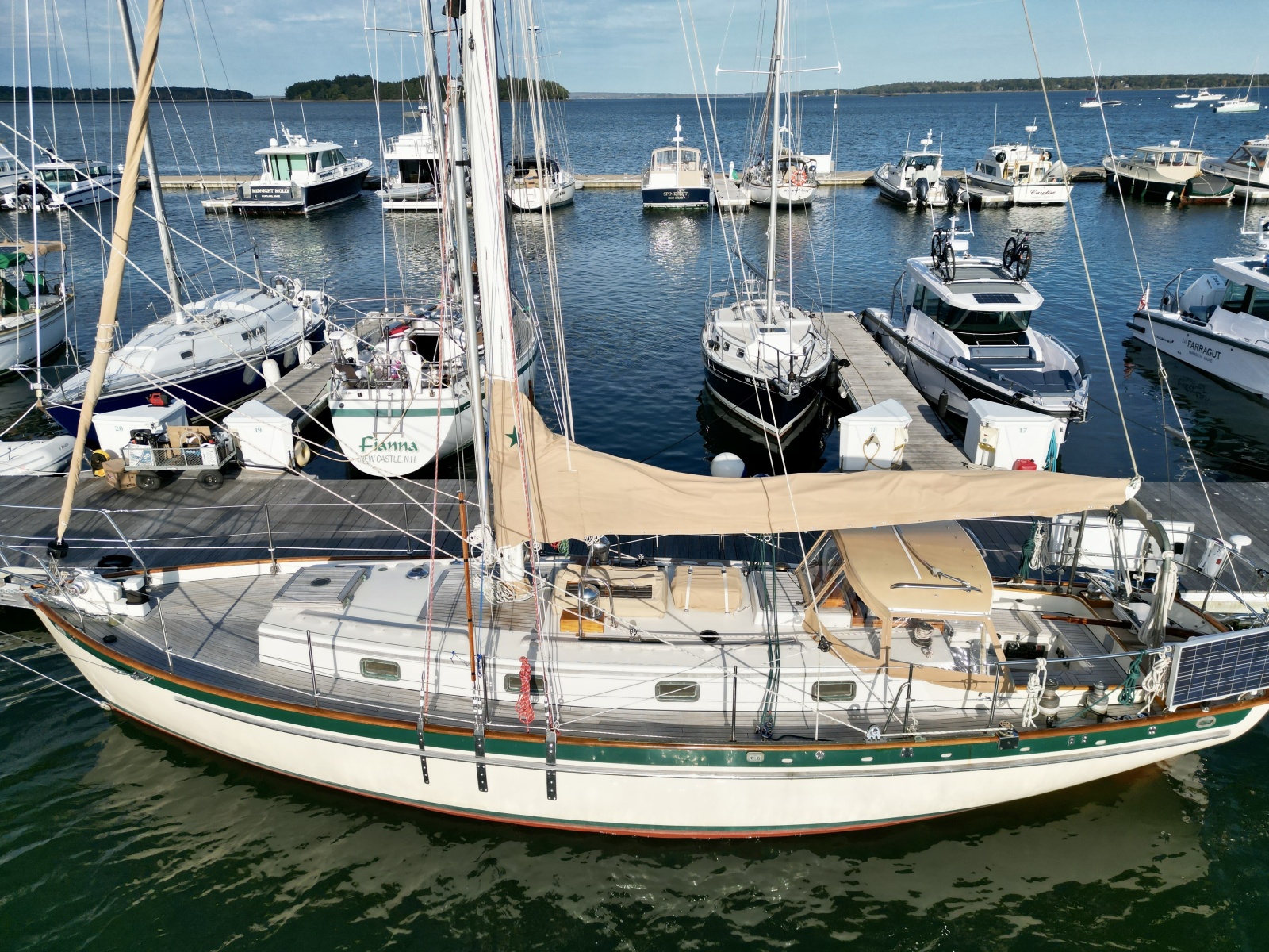 1986 Cape George 