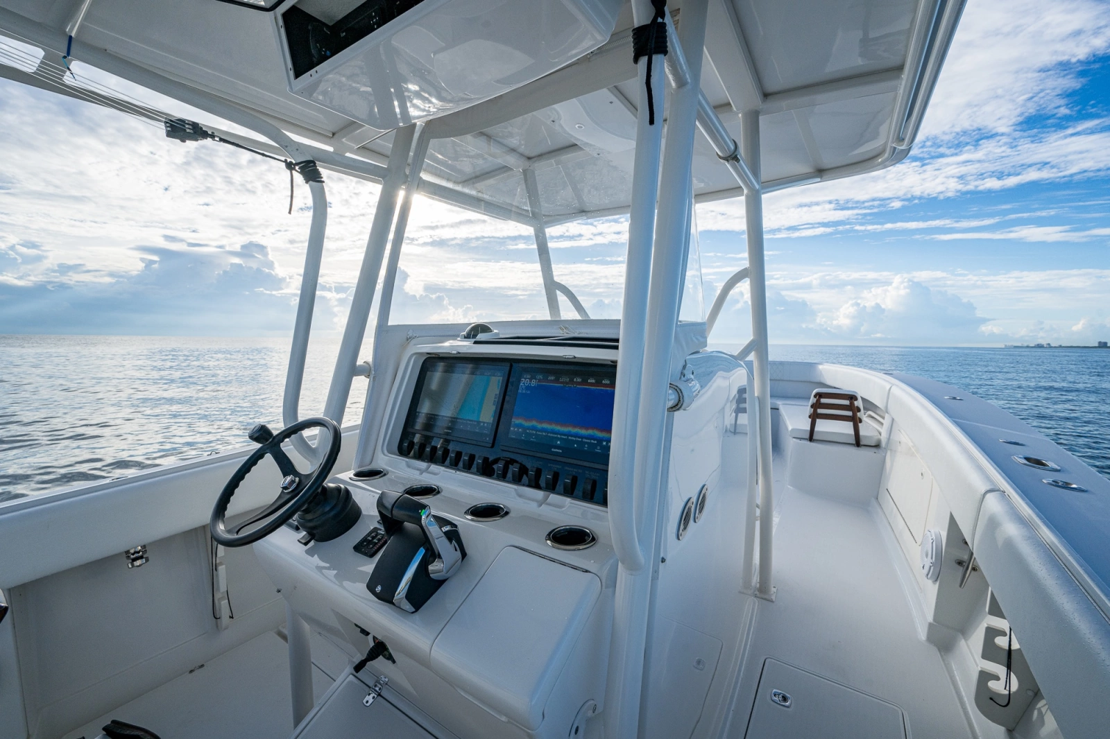 2006 Jupiter 38 FS