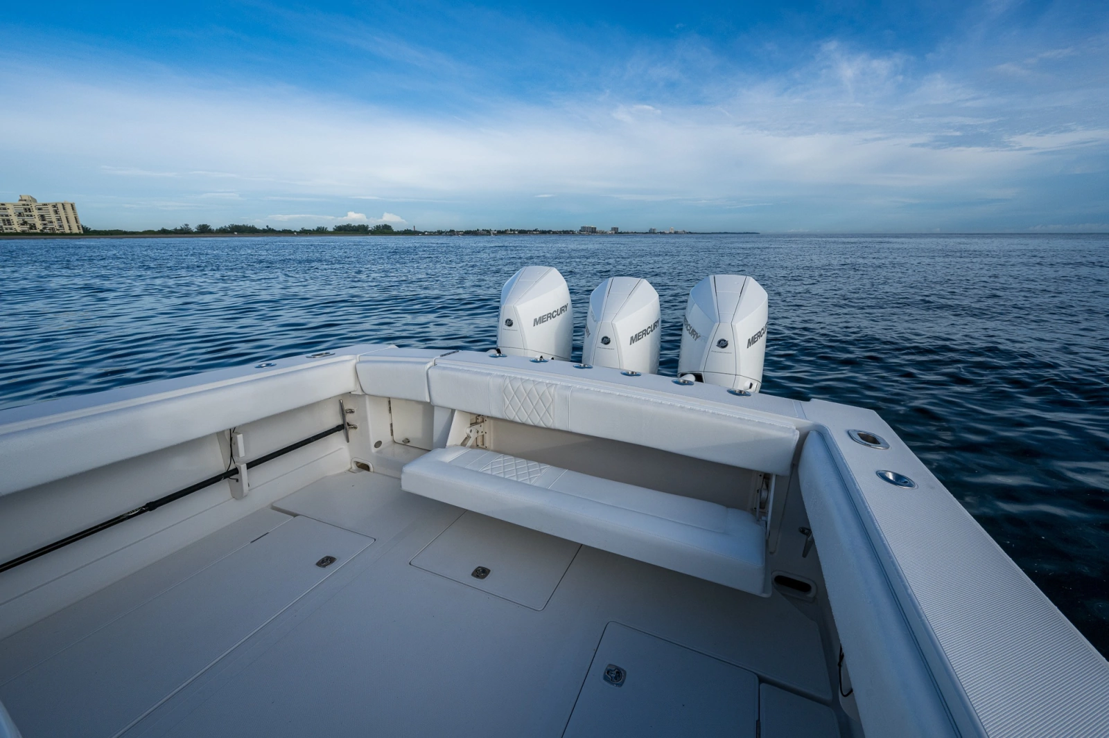 2006 Jupiter 38 FS