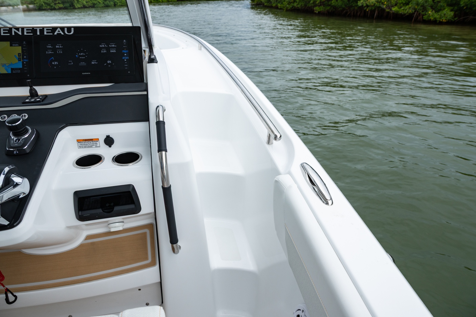2027 Beneteau
