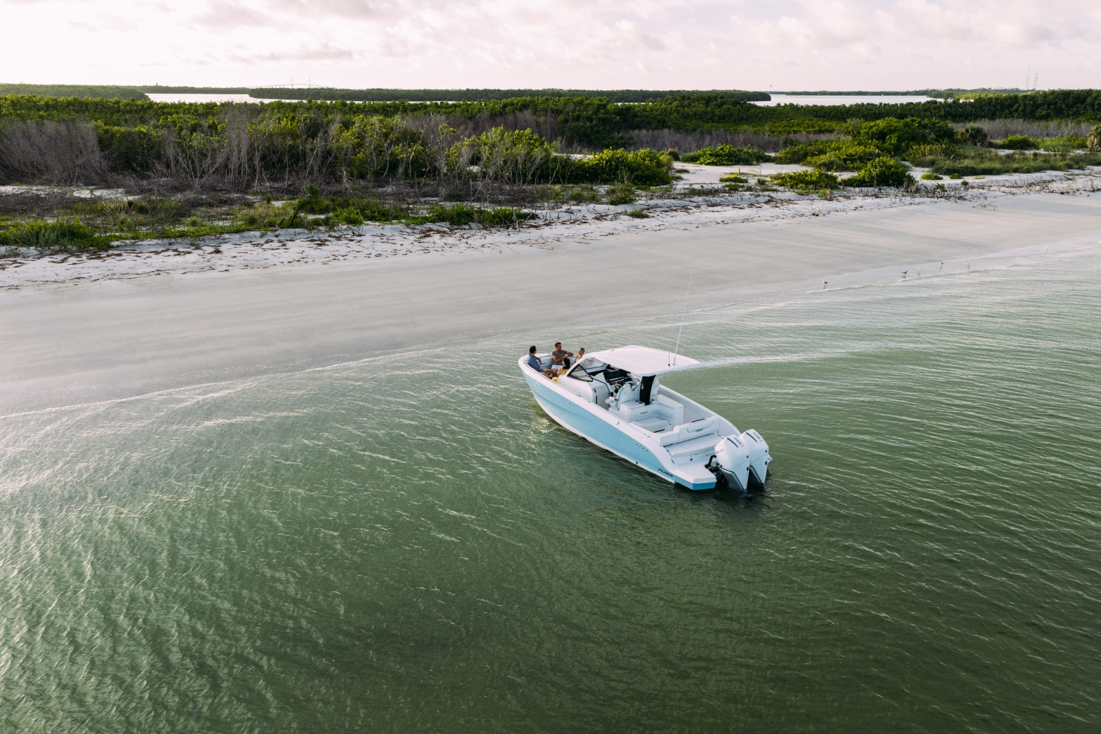 2027 Beneteau