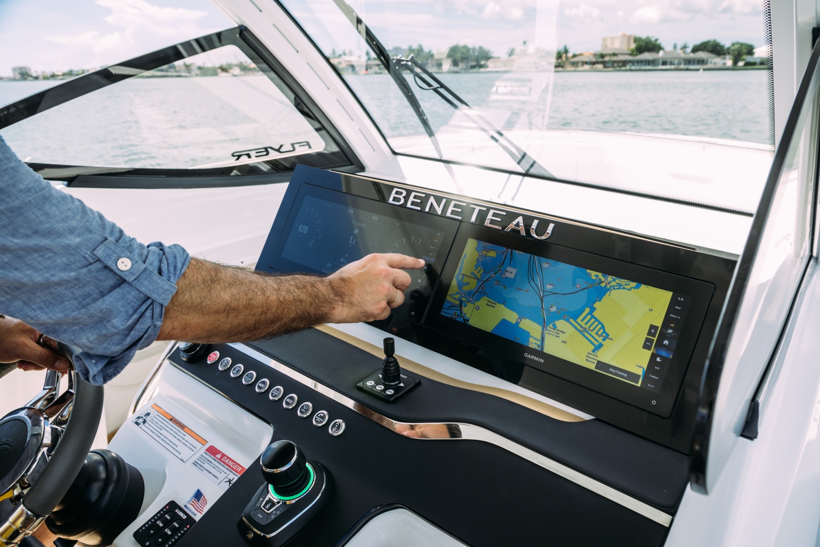 2027 Beneteau