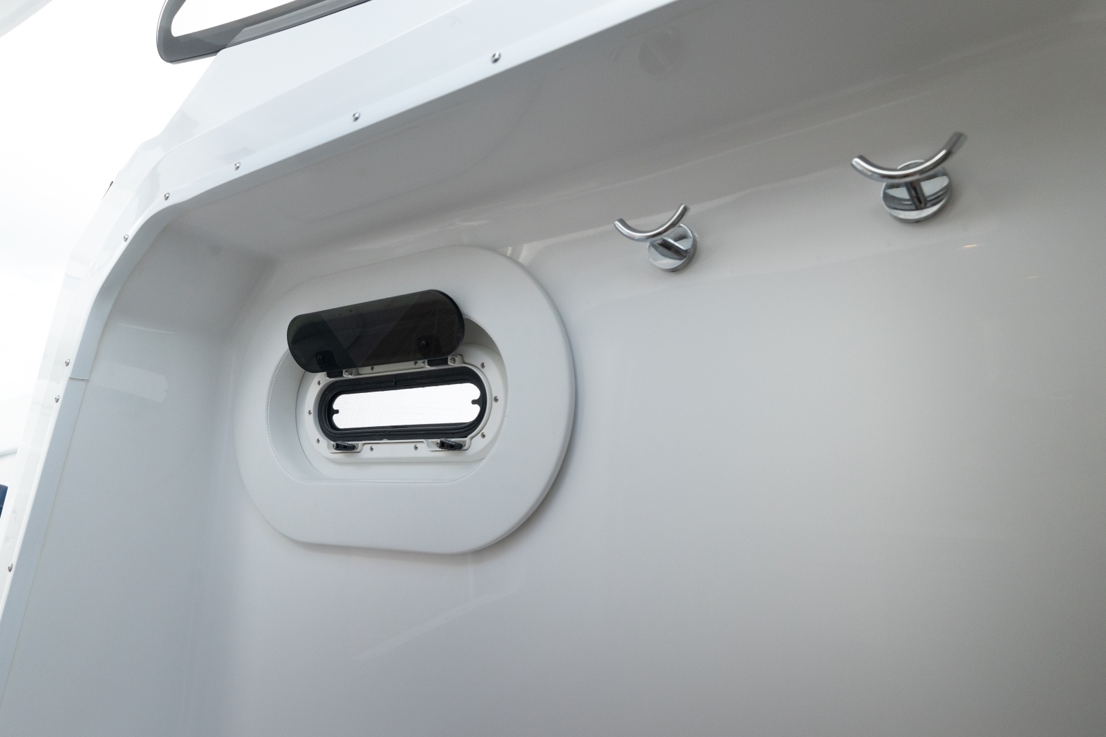 2027 Beneteau