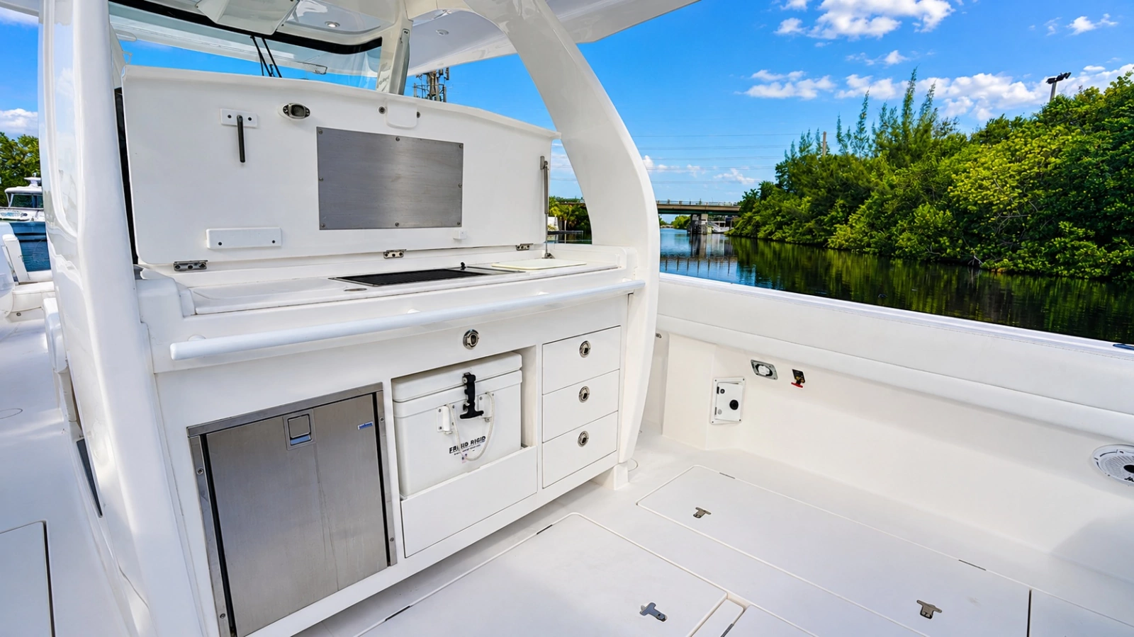 2019 Intrepid 40 PANACEA