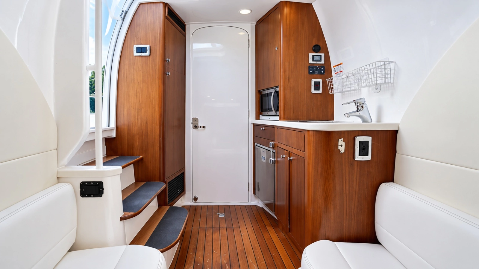 2019 Intrepid 40 PANACEA