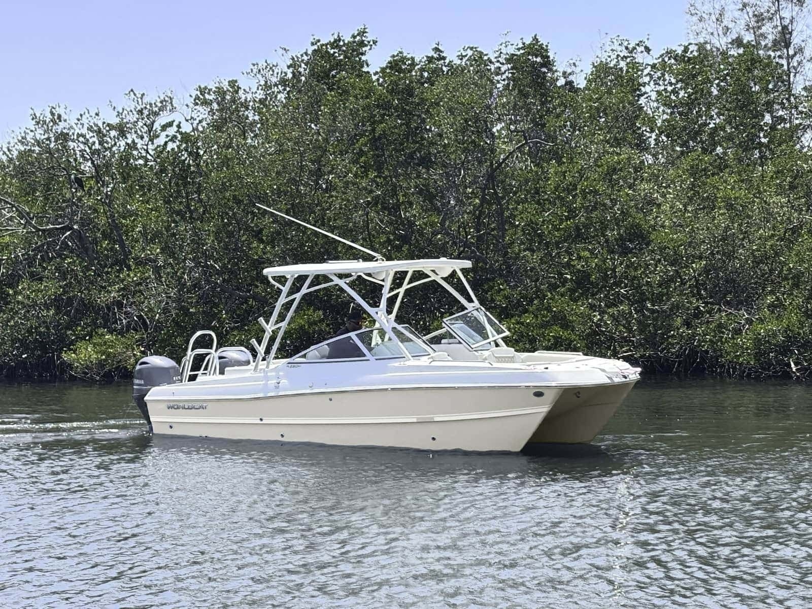 2020 World Cat 230 SD