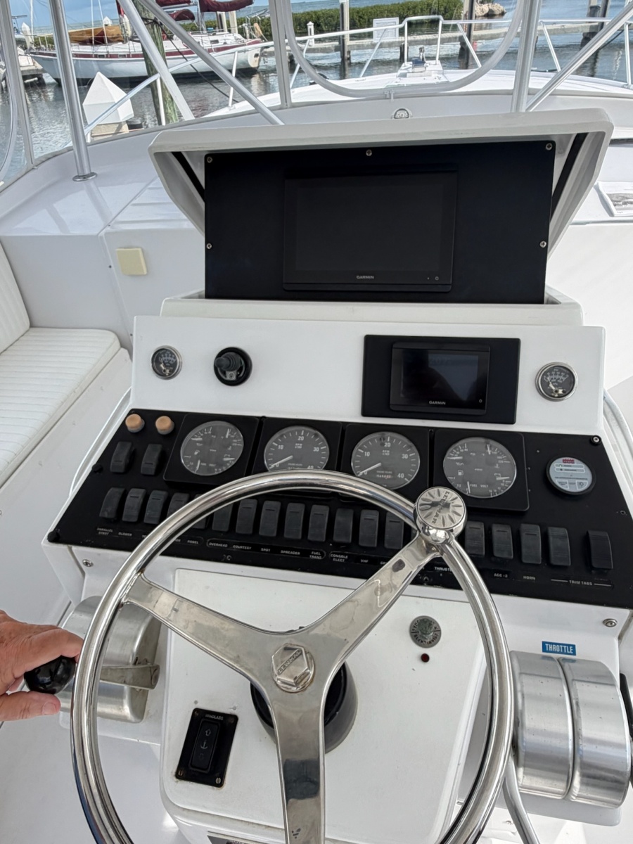 1998 Luhrs 40 Open