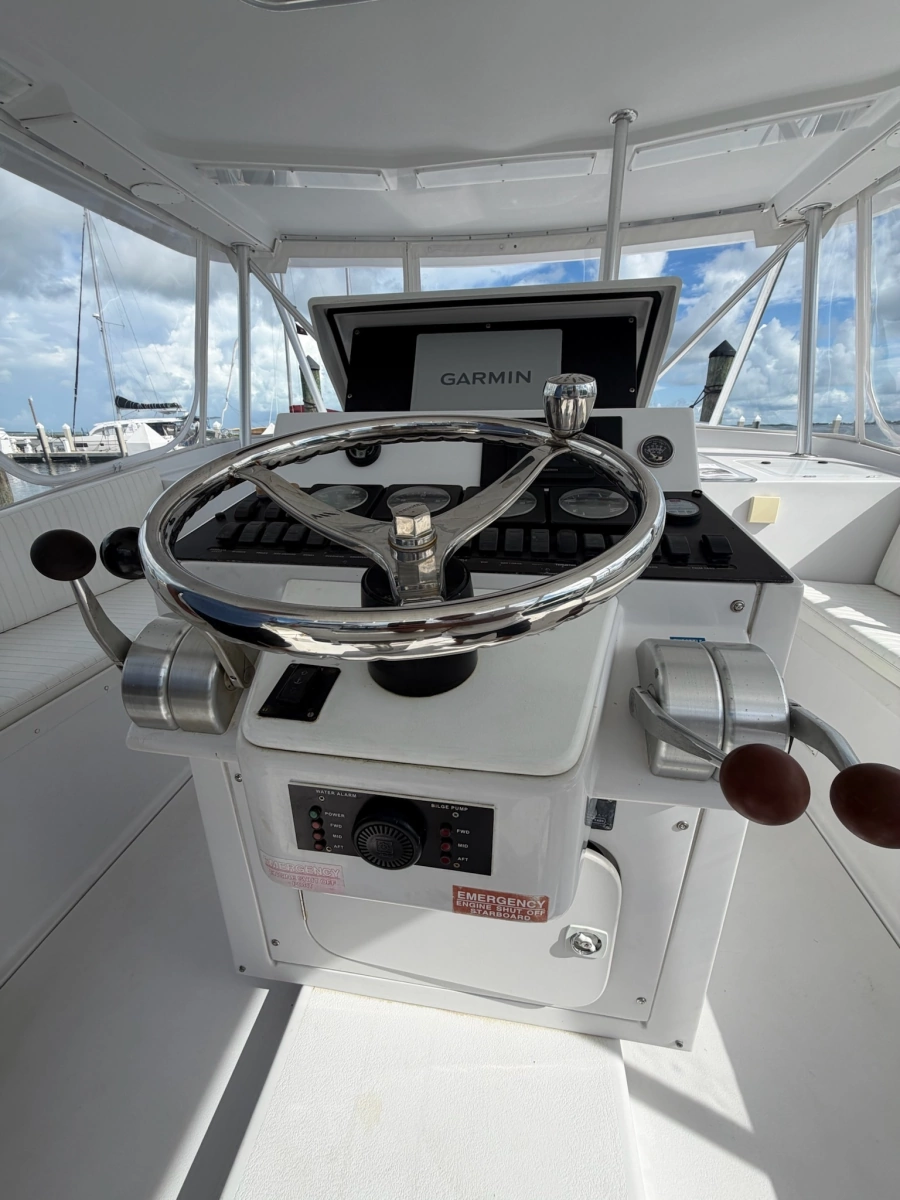 1998 Luhrs 40 Open