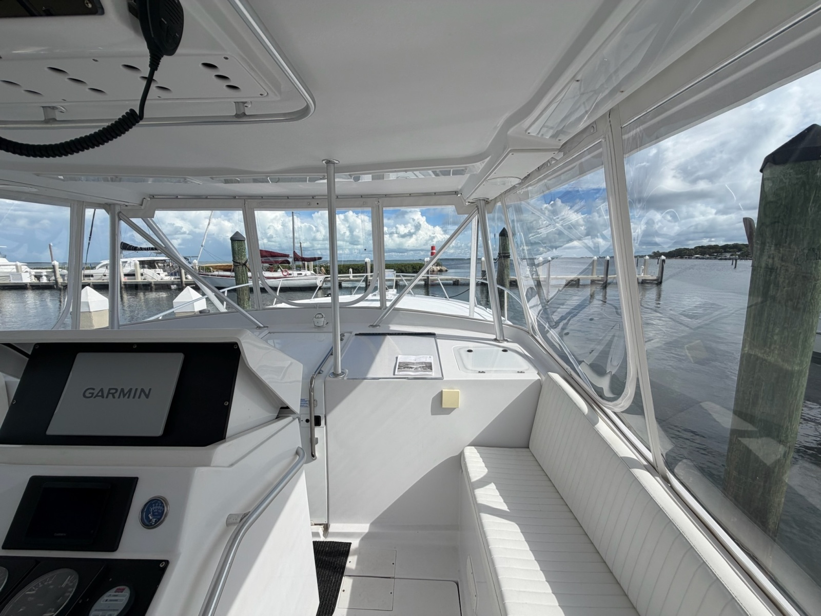 1998 Luhrs 40 Open