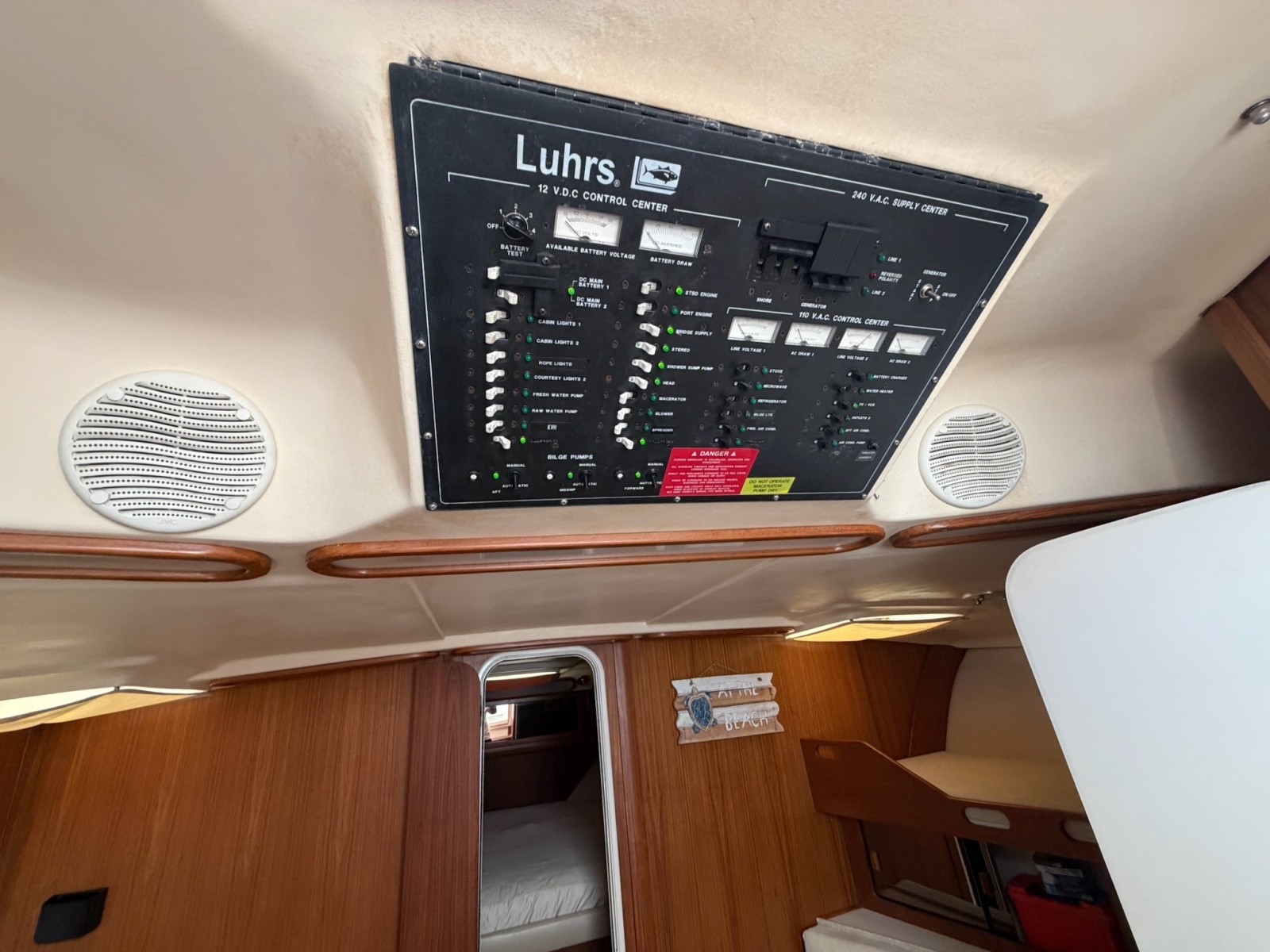1998 Luhrs 40 Open
