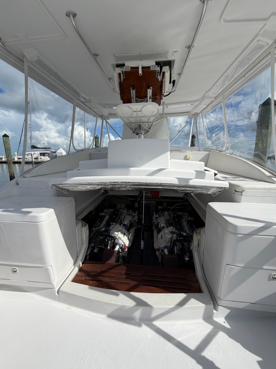 1998 Luhrs 40 Open